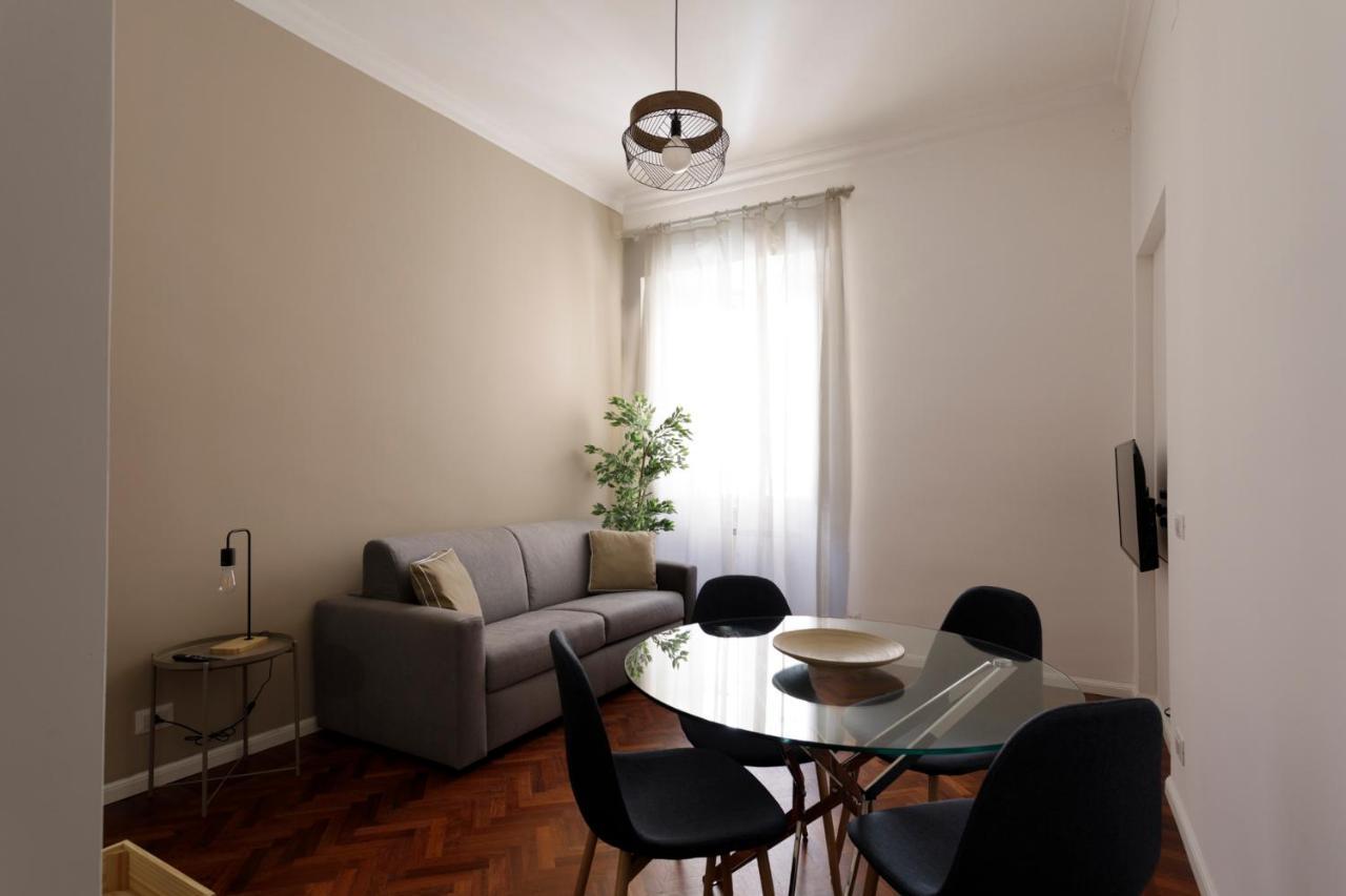 Appartement Domus Flavia Close To Colosseum *