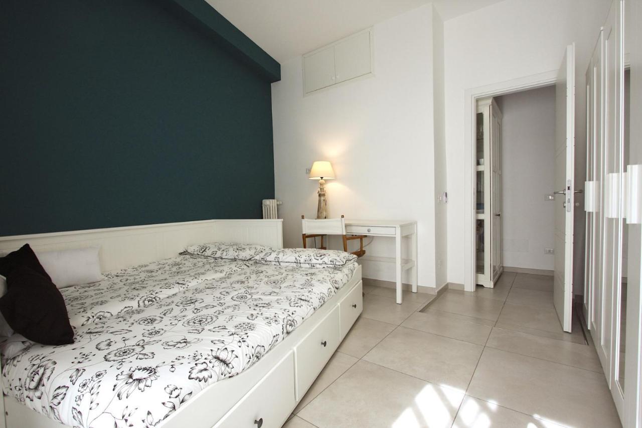 Apartment Piramide House