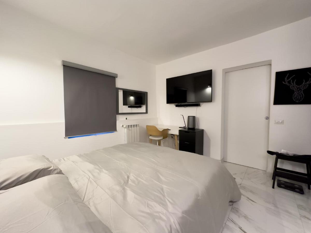 Luxury - Near Metro - Private Parking Appartement *