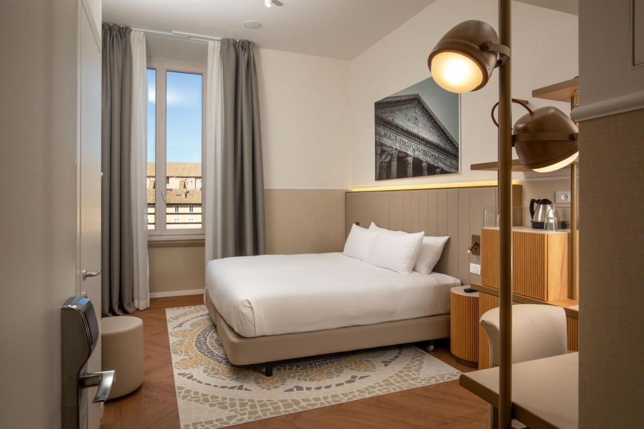 Hotel Cosmopolita Rome, Tapestry Collection By Hilton
