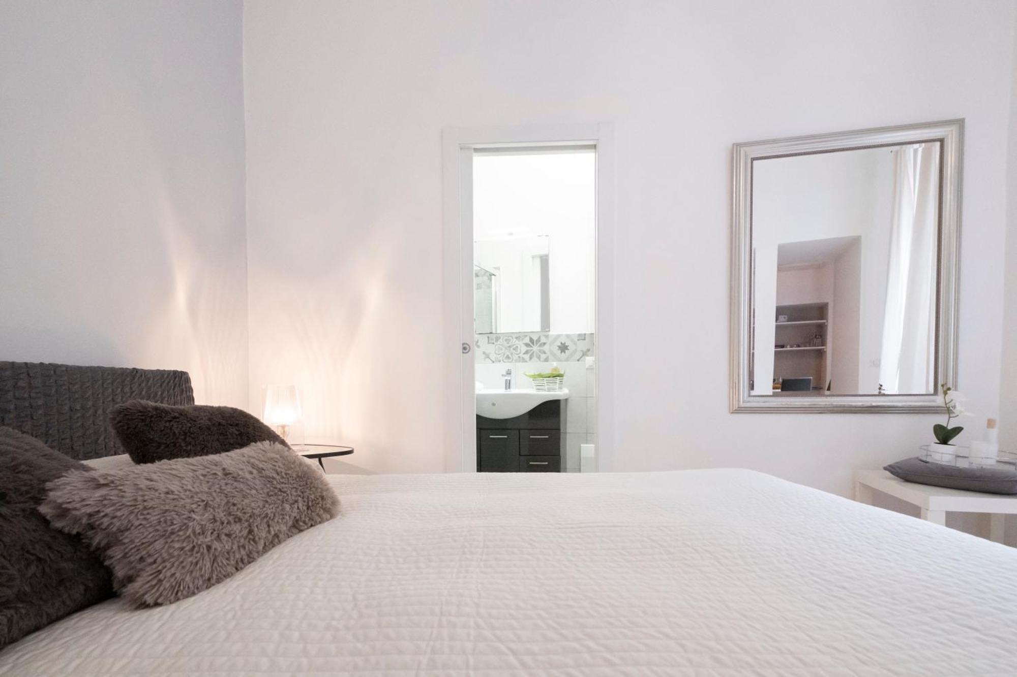 Santonofrio Apartments *