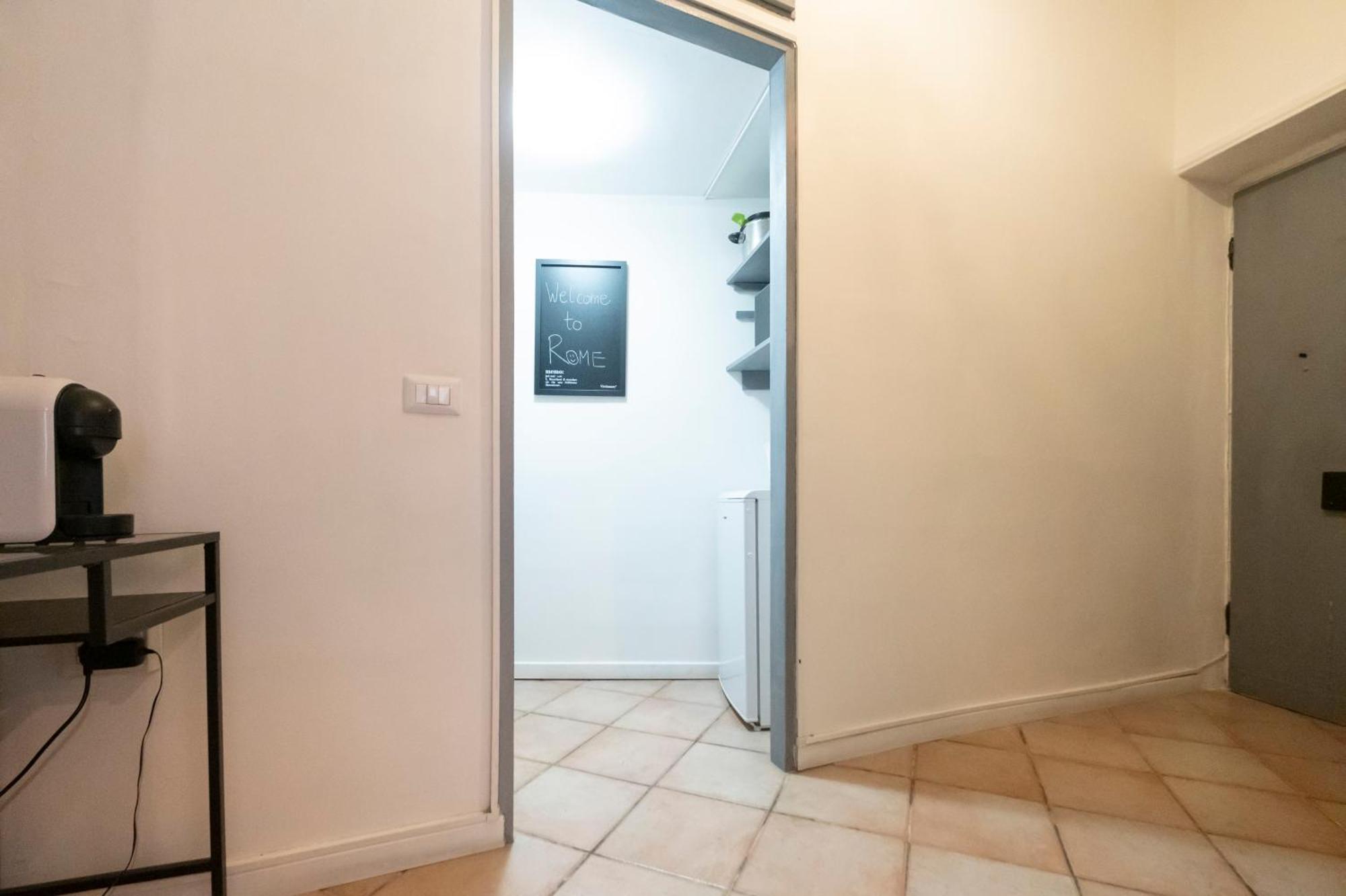 Santonofrio Apartments * Rome