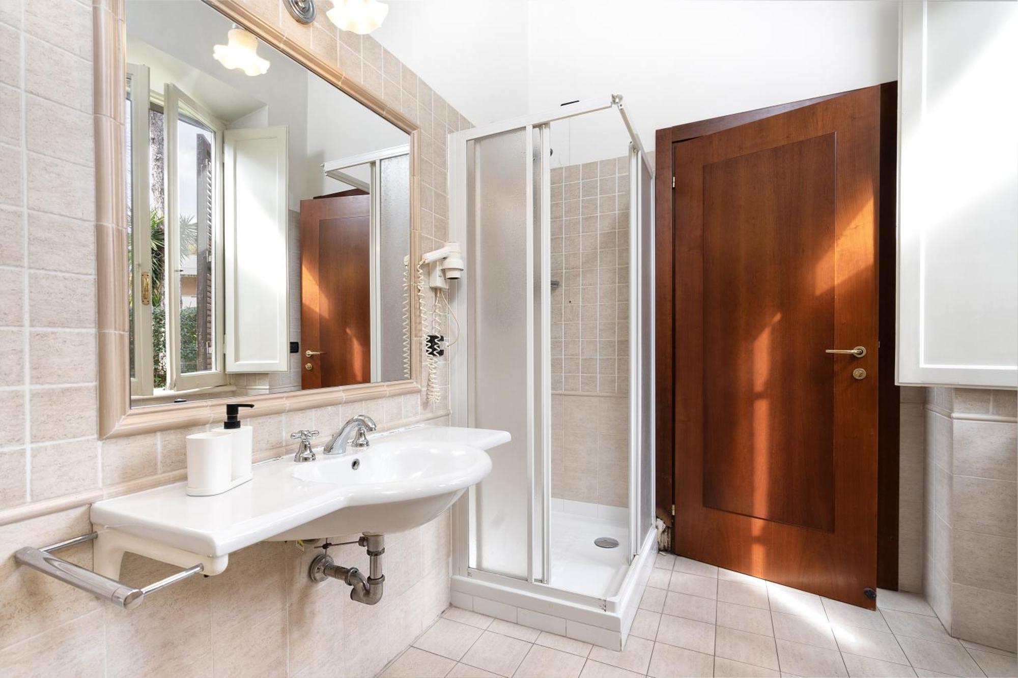 Comfort Gaia Tor Vergata Guest house 2*