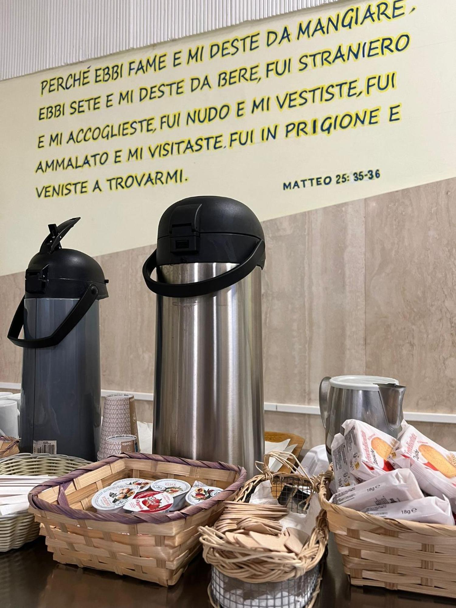 Albergue Foresteria Esercito Della Salvezza *