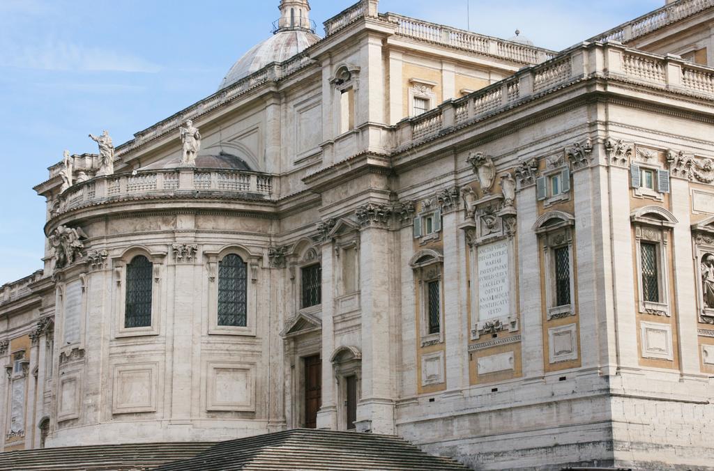 Hospitalityrome Domus Colosseo Apartment *