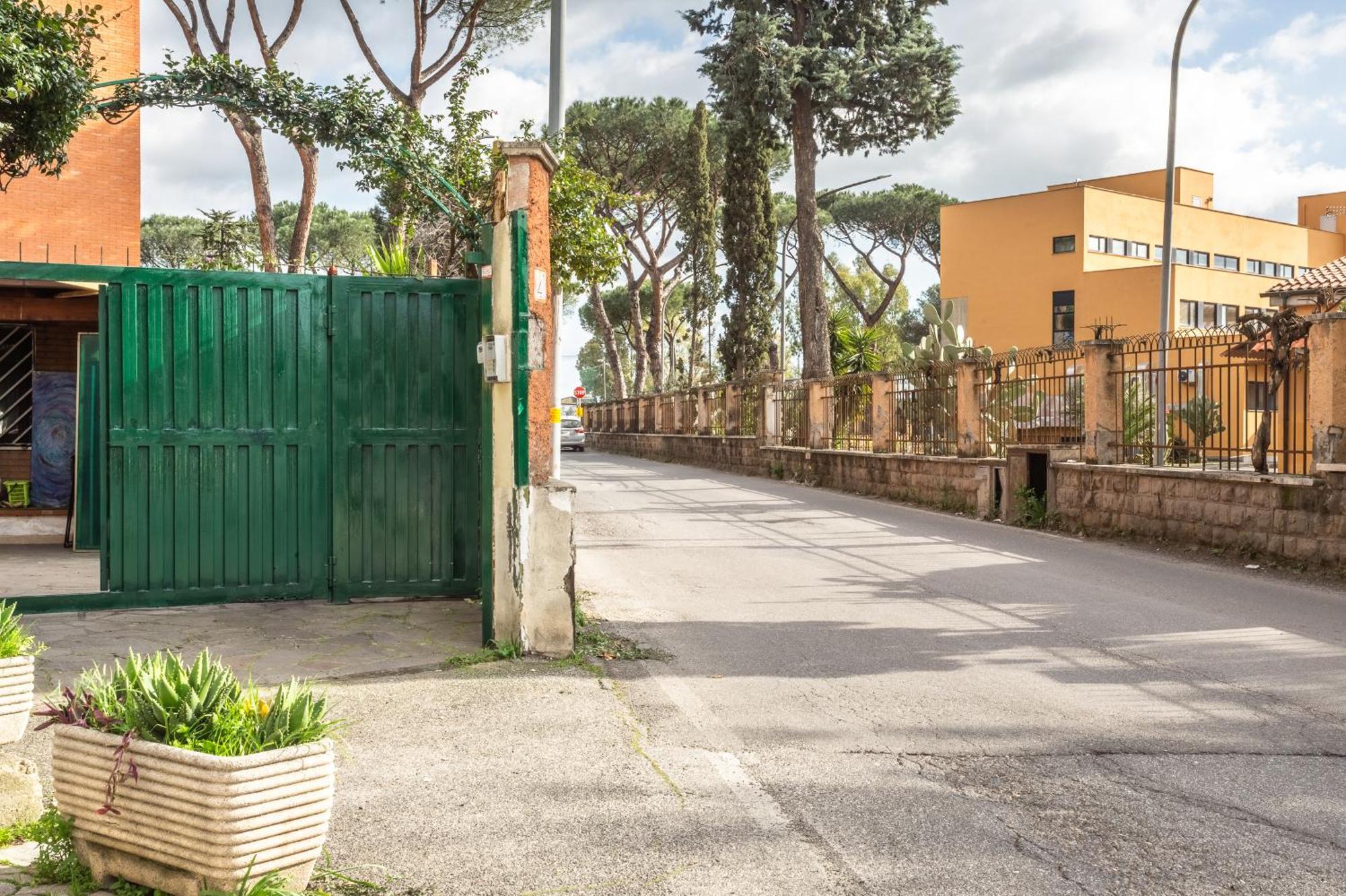 -the Rock- Garden And Express Train Center Appartamento Roma