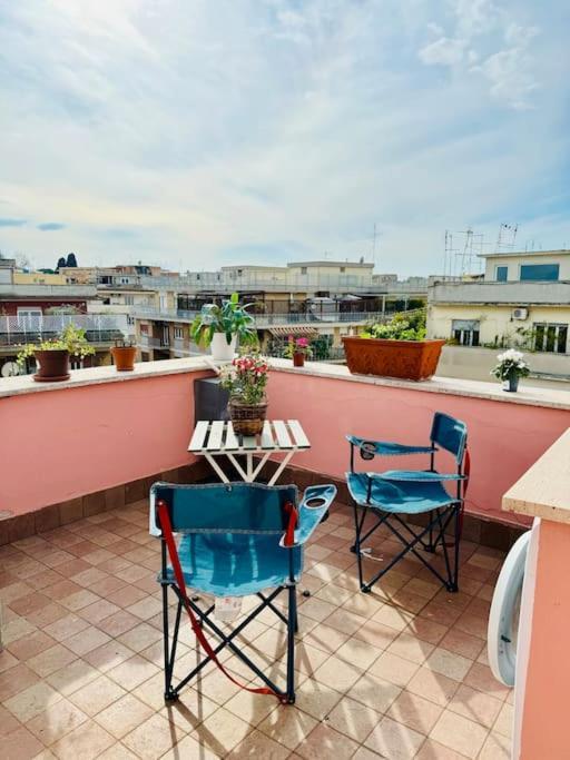 Penthouse Con Terrazzo Vista A Monteverde Appartamento