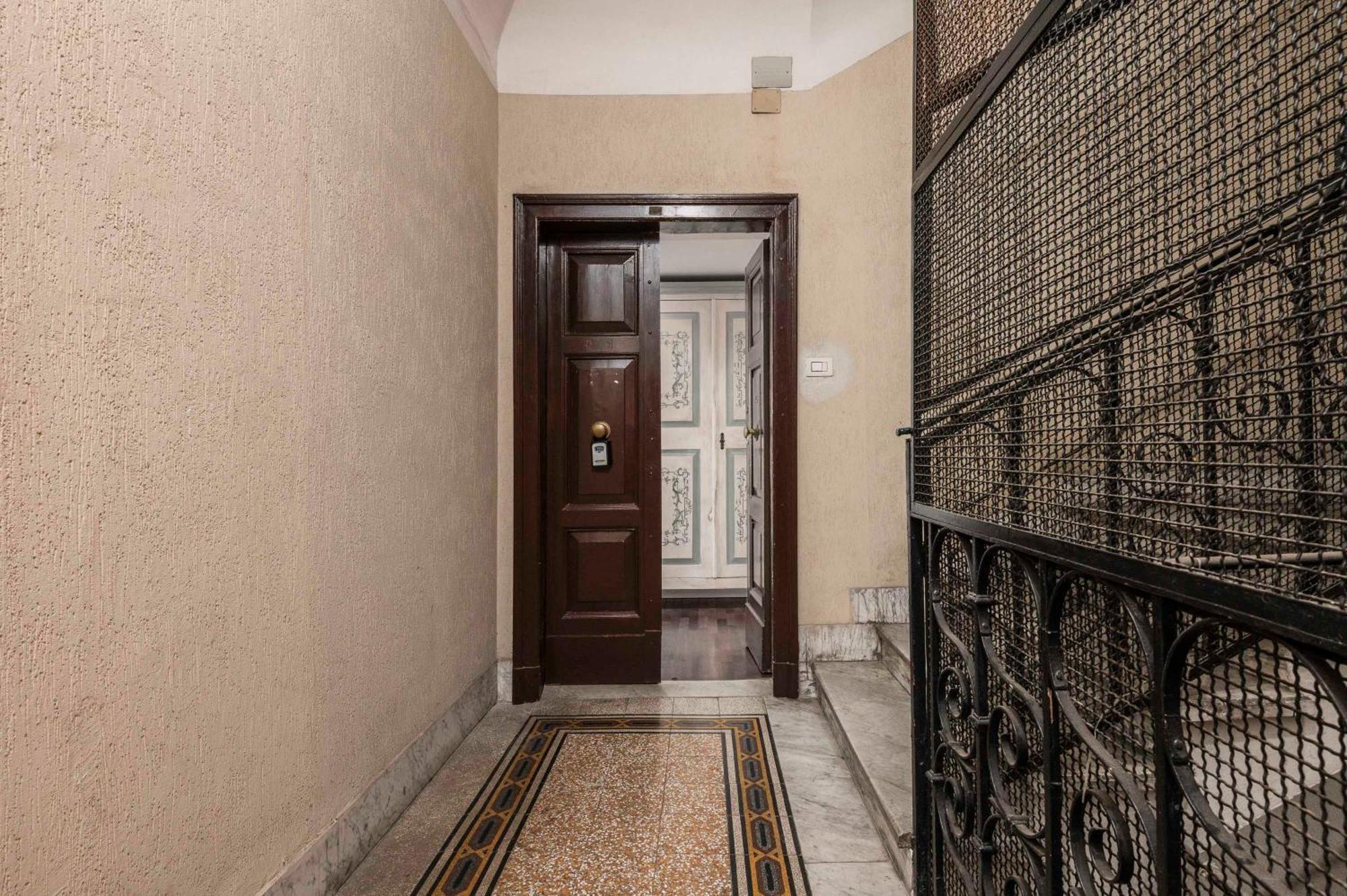 Colosseum Home-zeno 32 Apartment