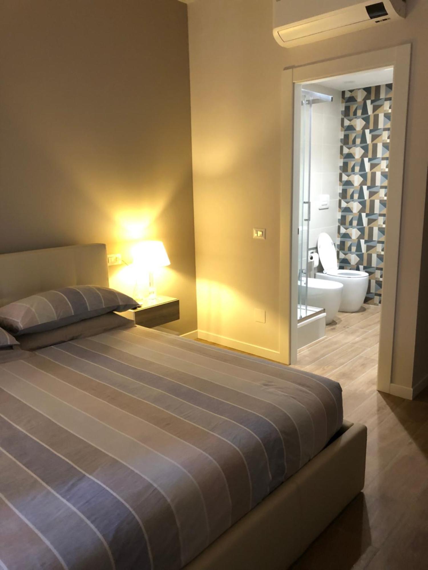 Pinciano 1stfloor Luxury Room1 Rome