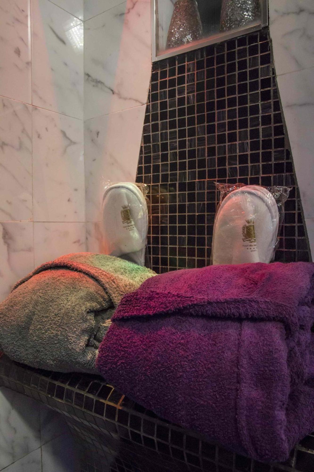 Appartement Jacuzzi Suitesweetrome *
