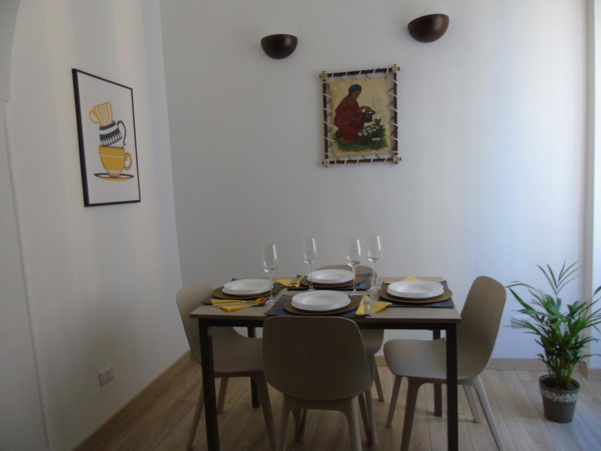 Bella Vita, Big Next To Colosseum Apartment *