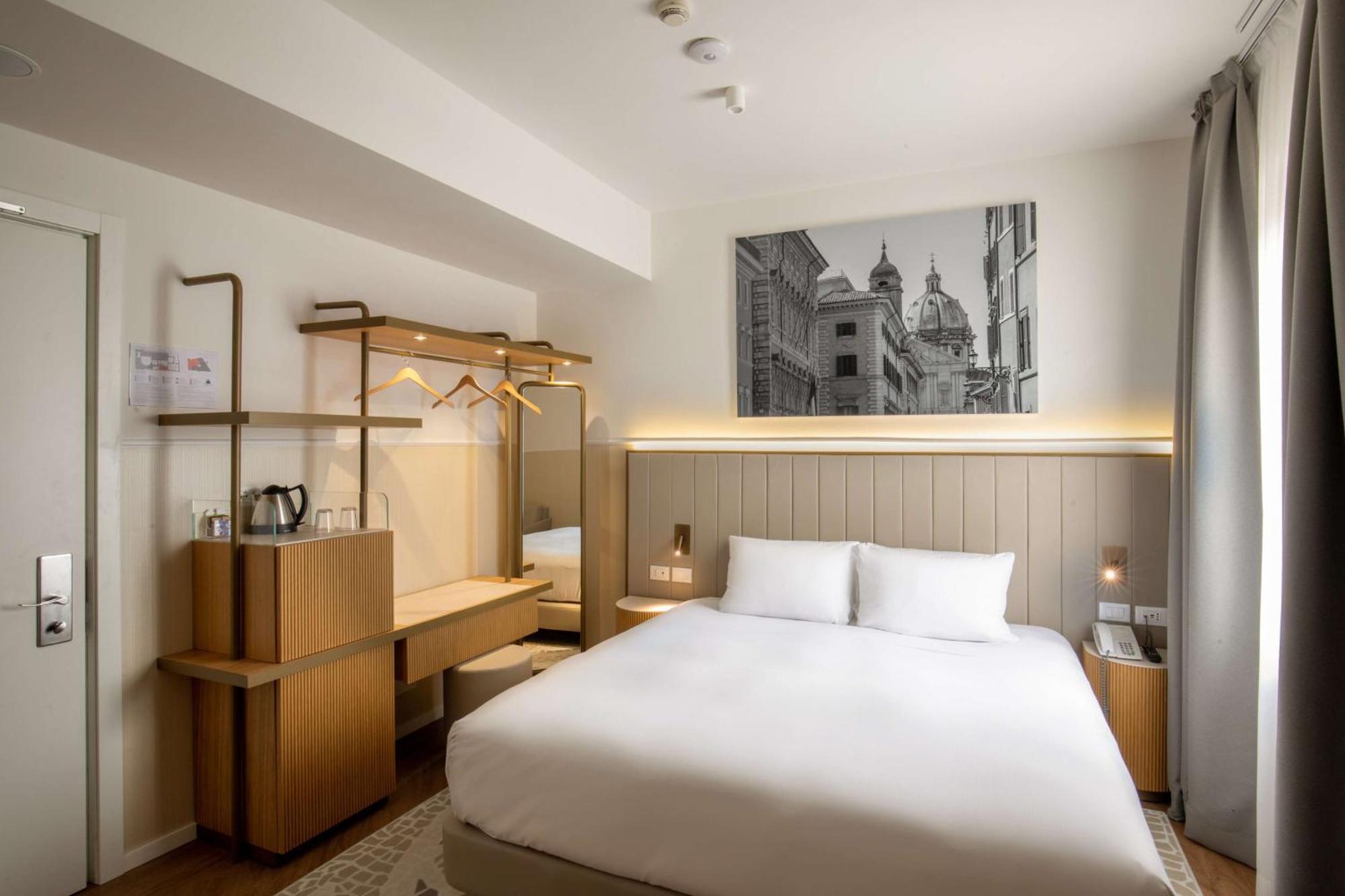 Hotel Cosmopolita Rome, Tapestry Collection By Hilton 4*