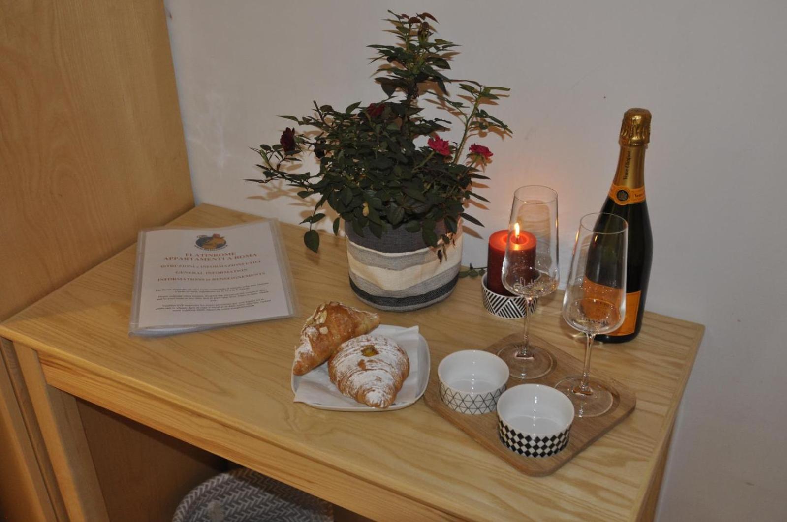 Flatinrome Trastevere Deluxe - Patio Guest house Rome