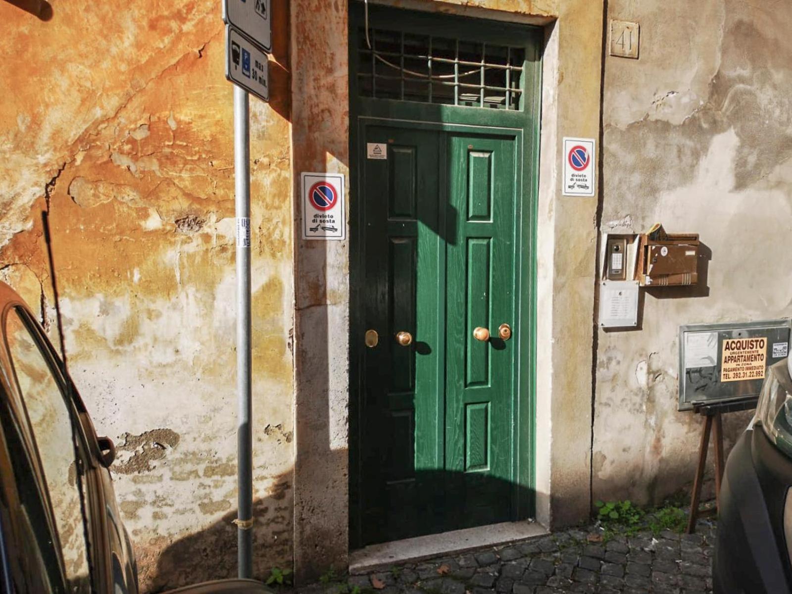 Flatinrome Trastevere Deluxe - Patio 3*