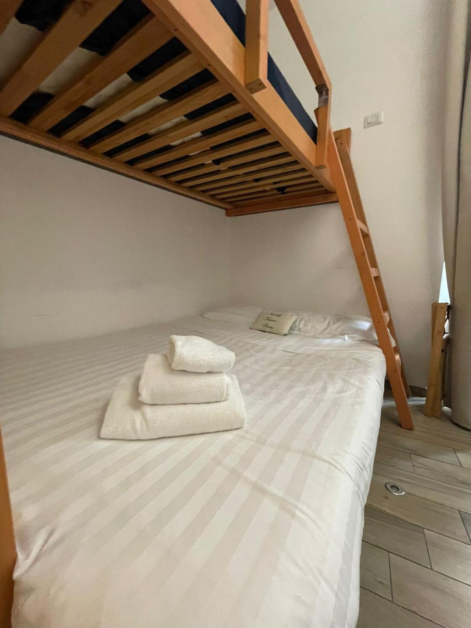 Flatinrome Trastevere Deluxe - Patio Rome
