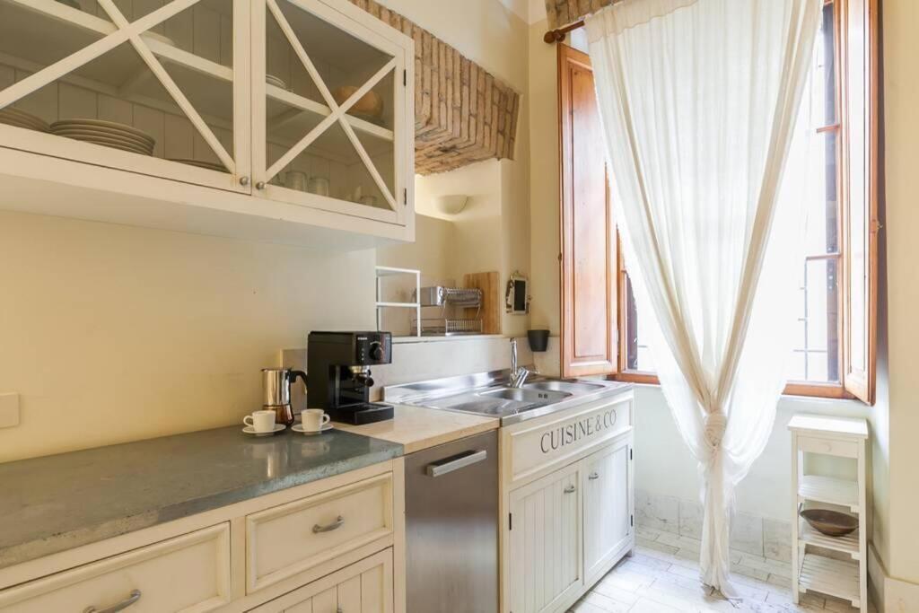 Apartamento Borgo Pio - Quite And Spacious *