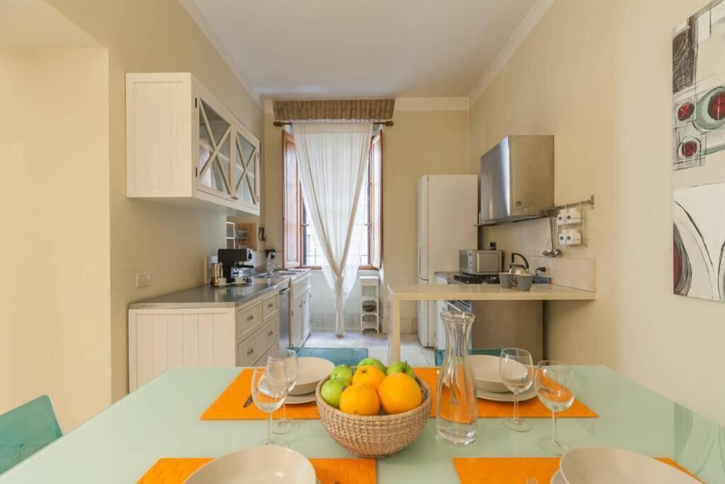 Borgo Pio - Quite And Spacious Roma