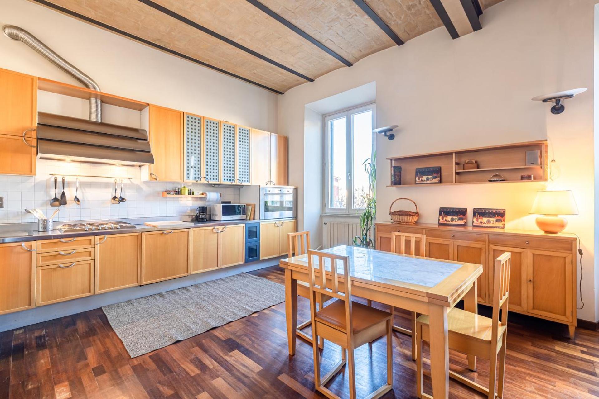 New Trastevere Home: Big, Elegant, Comfy Appartamento *