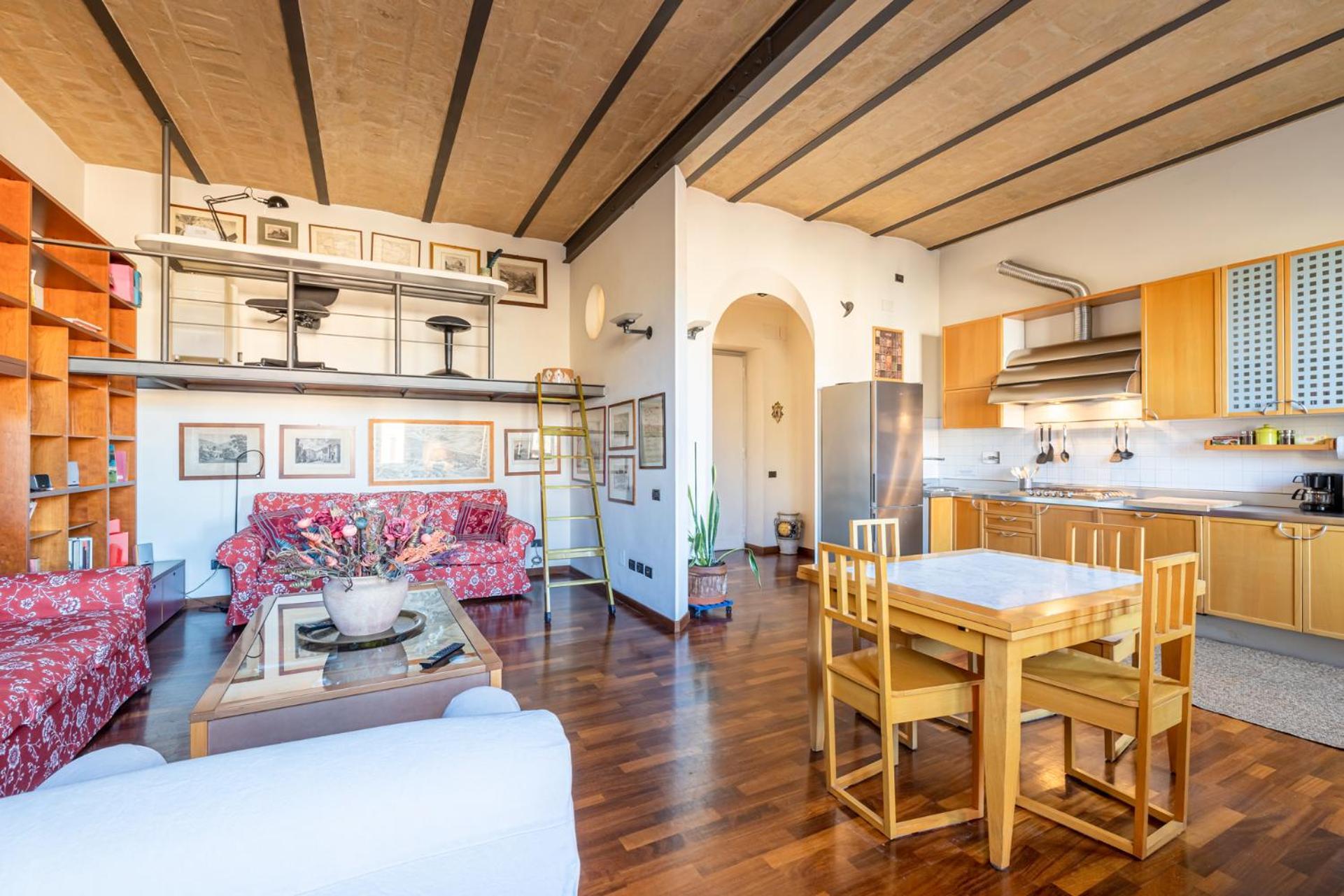 New Trastevere Home: Big, Elegant, Comfy Appartamento