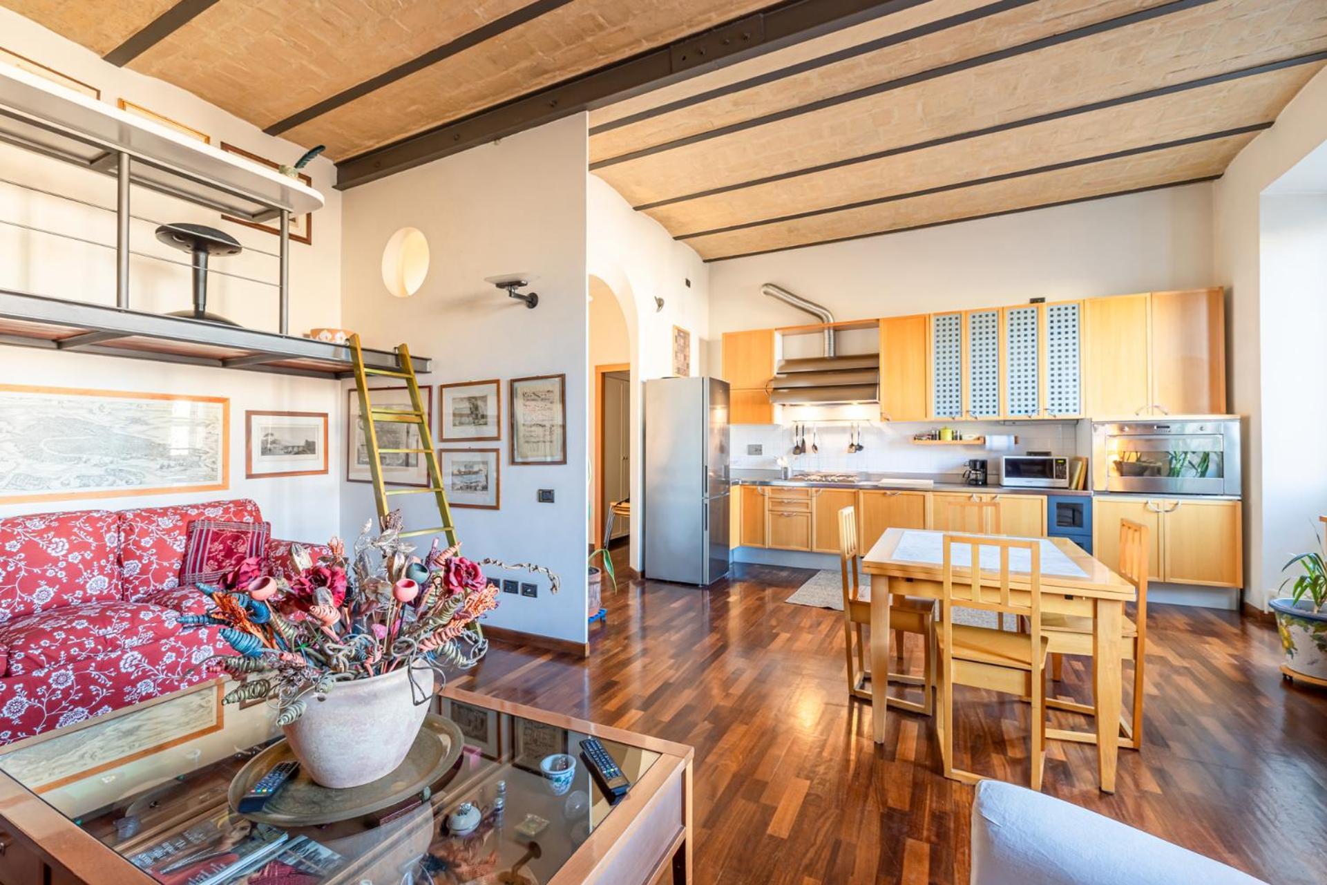 New Trastevere Home: Big, Elegant, Comfy Appartamento