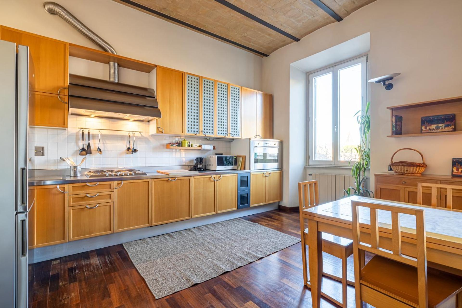 New Trastevere Home: Big, Elegant, Comfy Appartamento *