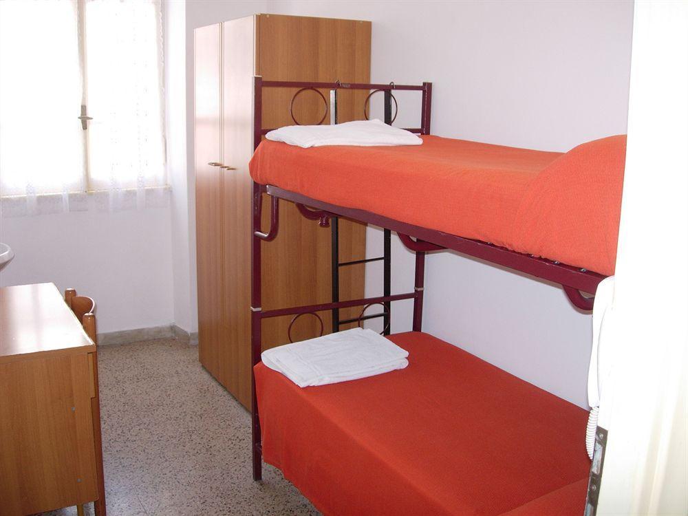 Foresteria Esercito Della Salvezza Albergue Roma