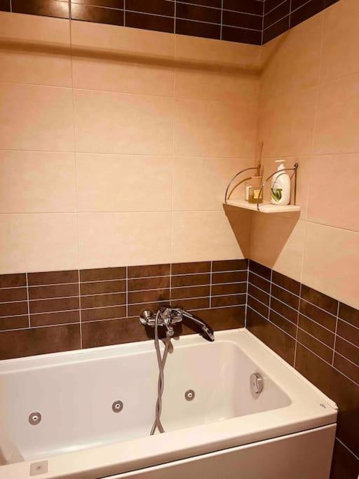 Casa Divertente A Apartment *