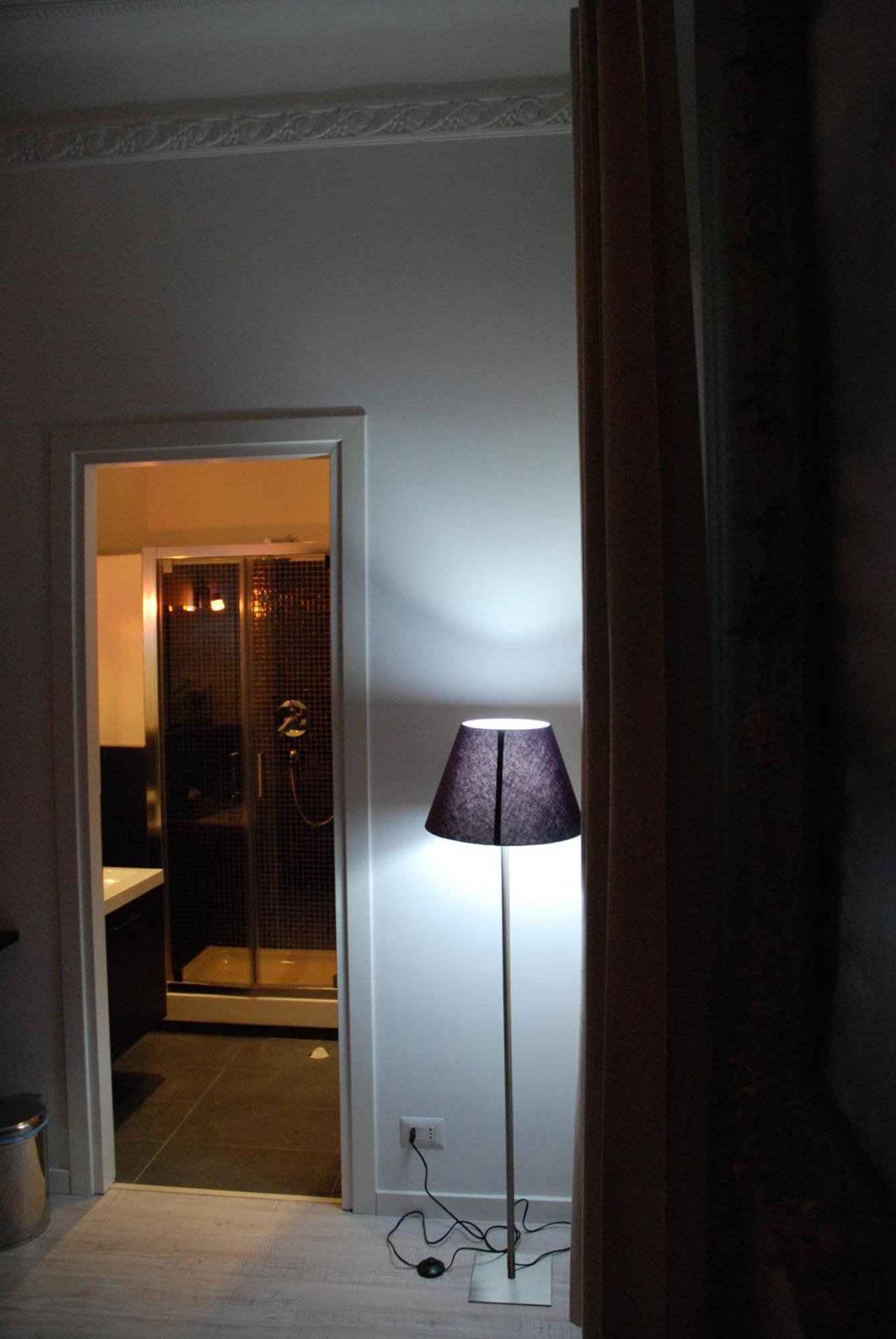 Couette-café Chroma Italy - Chroma Tessera Rome