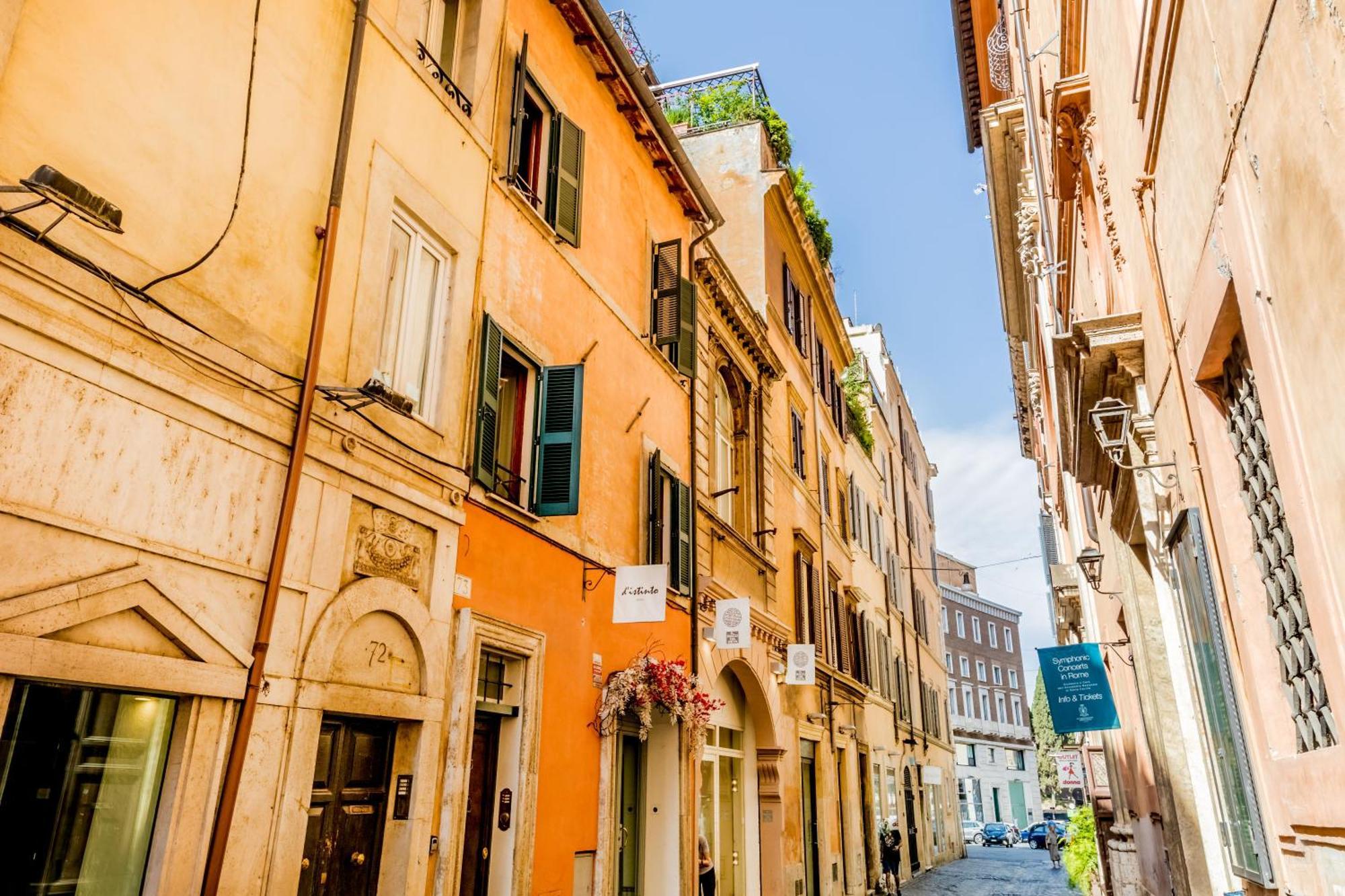 - Vittoria Palace Apartment *
