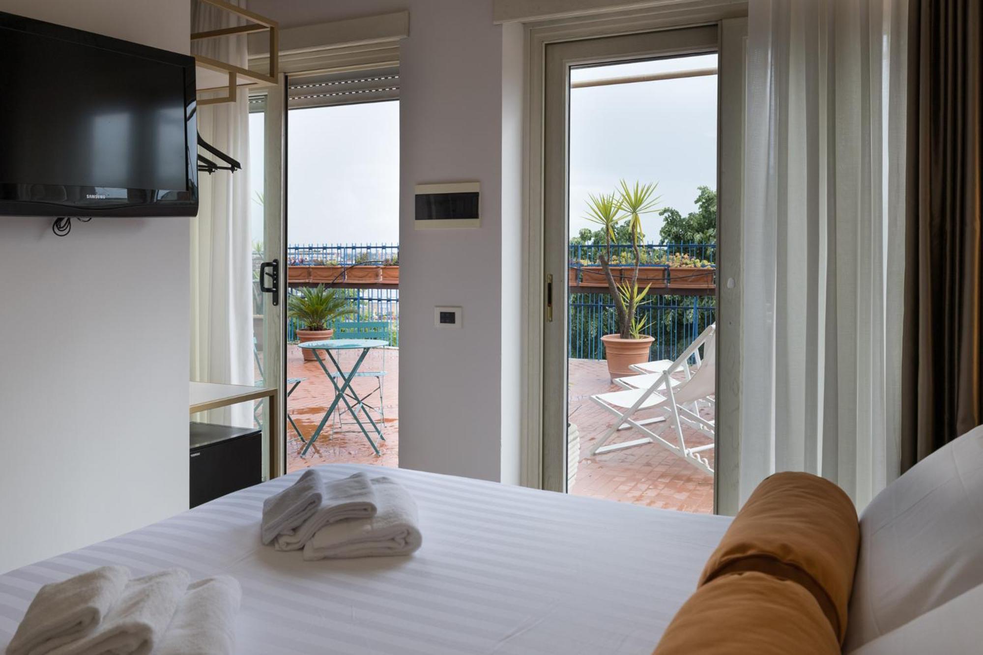 Zaccardi Roof Garden Rome