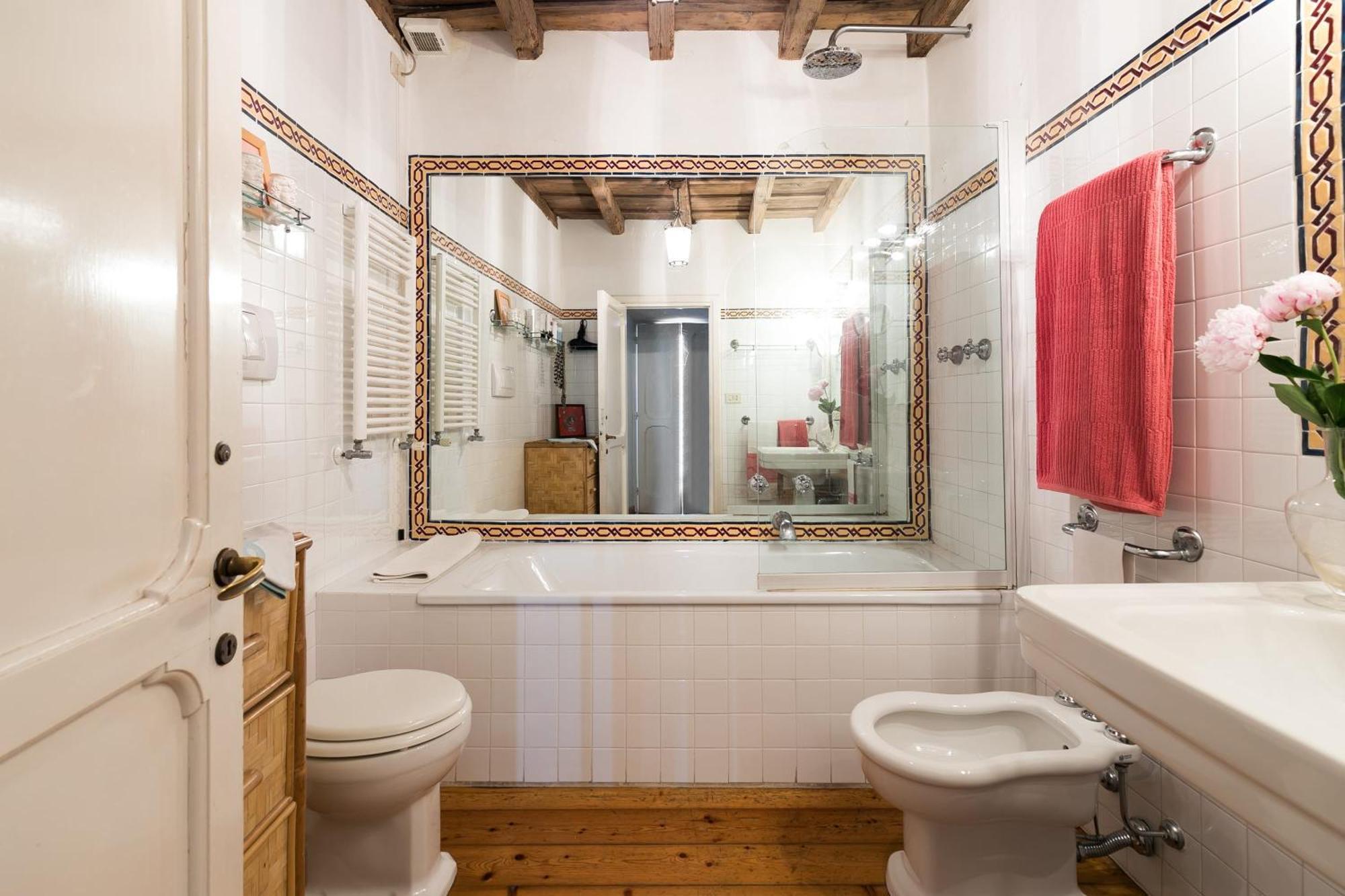 Farnese Charming Apartment *