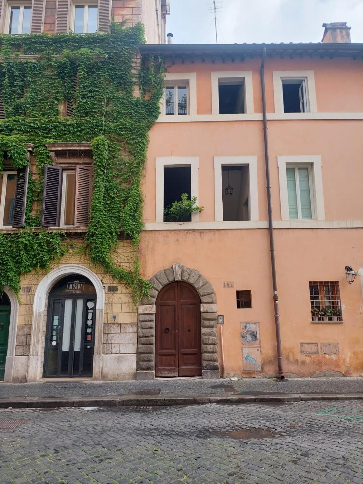 Apartment Borgo Pio 182 Vatican