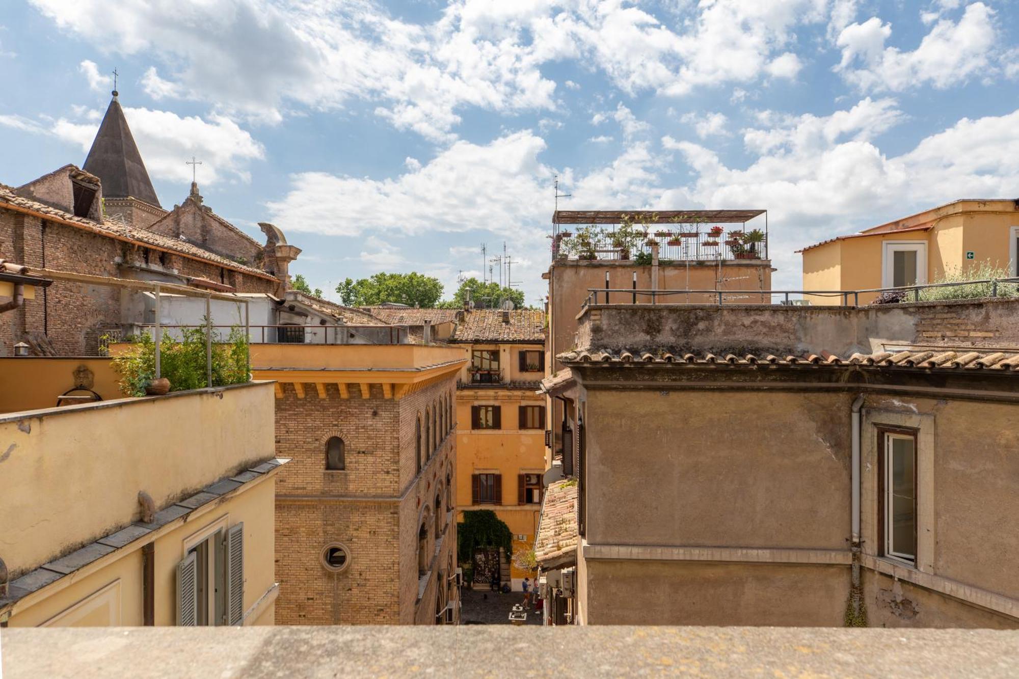 Iflat Trastevere Stylish 4 Bedroom Penthouse *