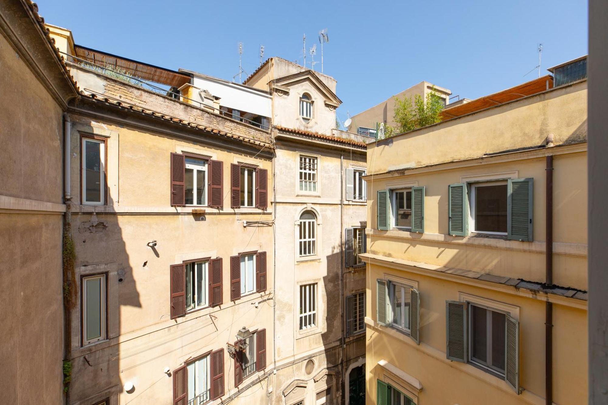 Iflat Trastevere Stylish 4 Bedroom Penthouse Rome