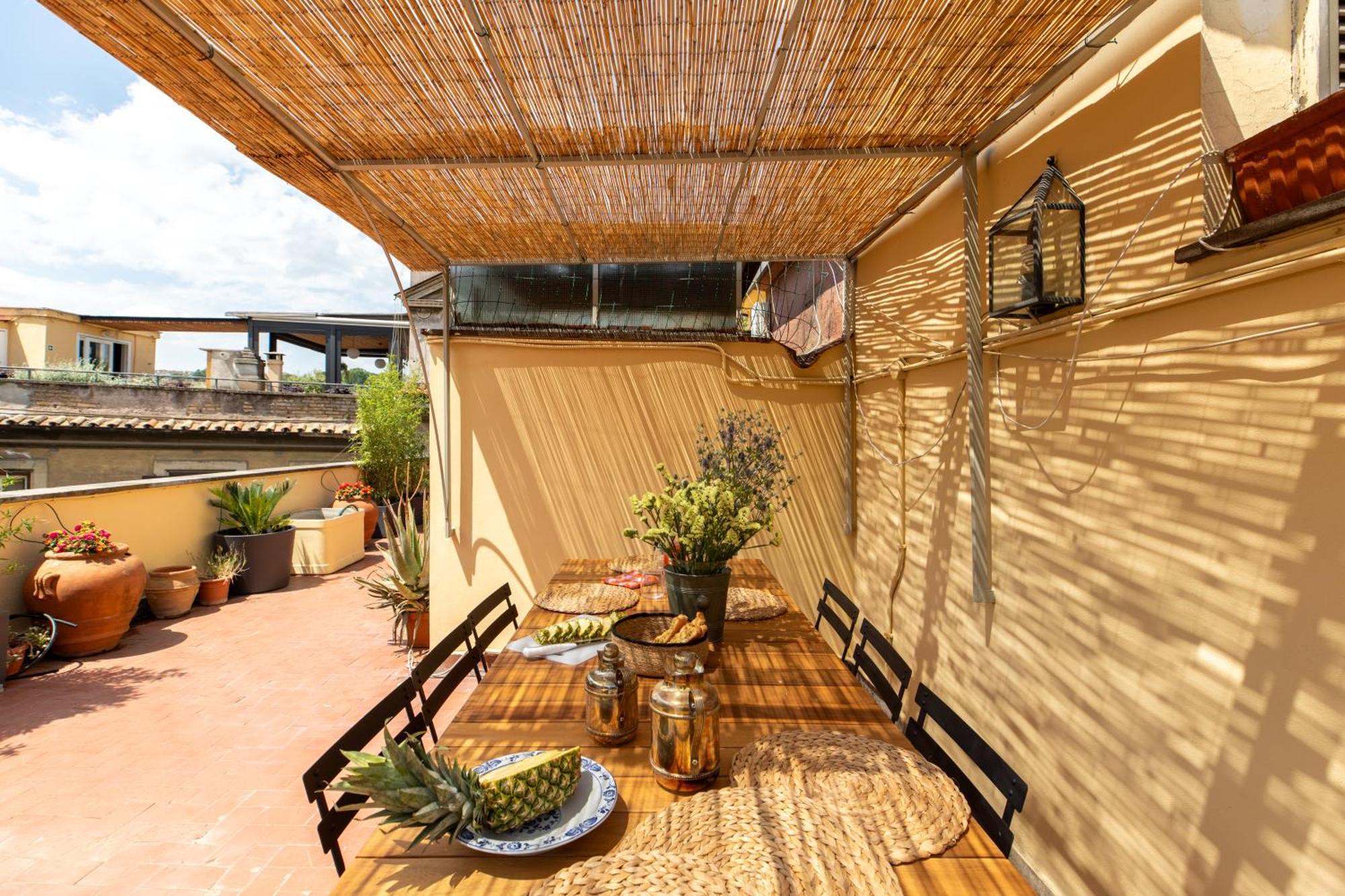 Iflat Trastevere Stylish 4 Bedroom Penthouse