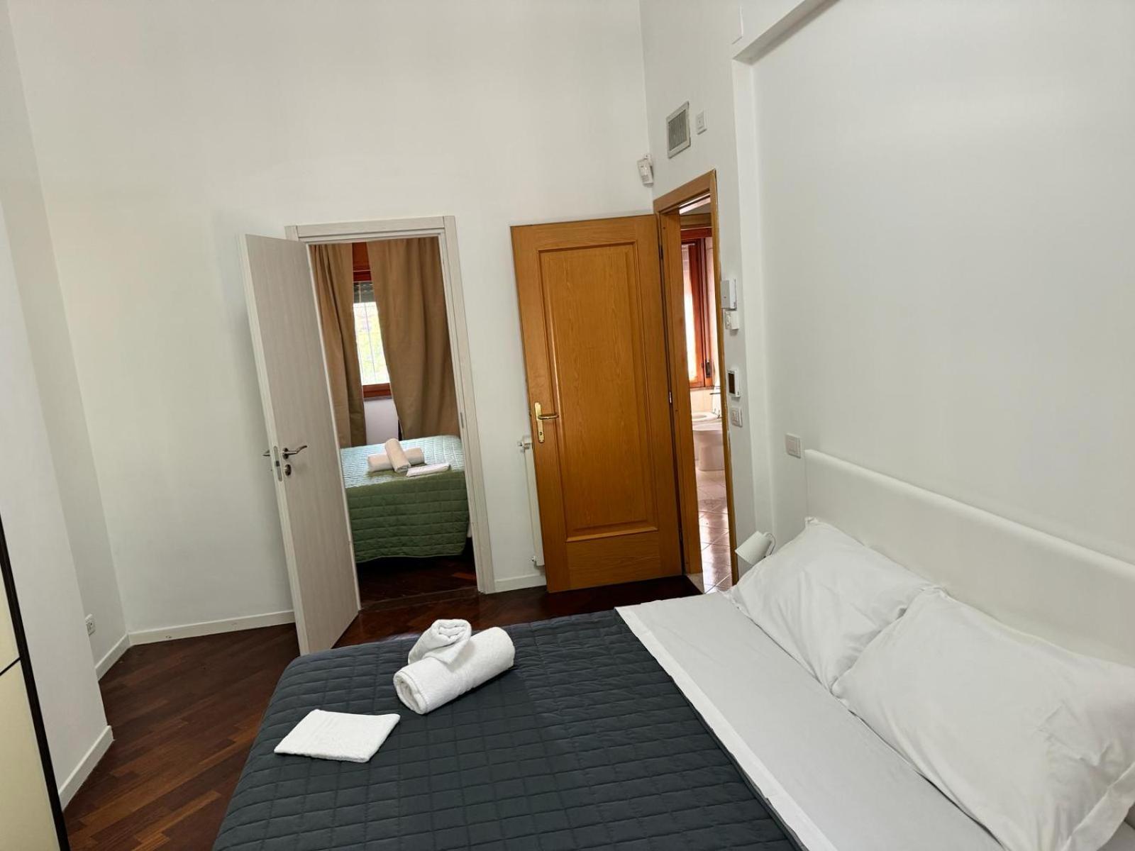 Dolcevita Eur 2 Luxury Guest house *