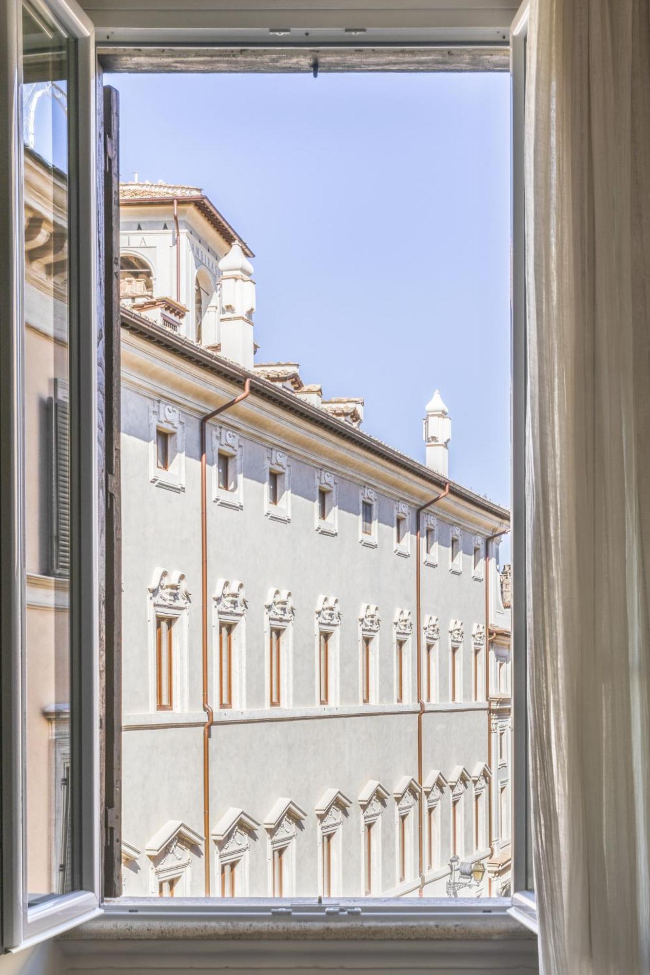 Mynavona Rome