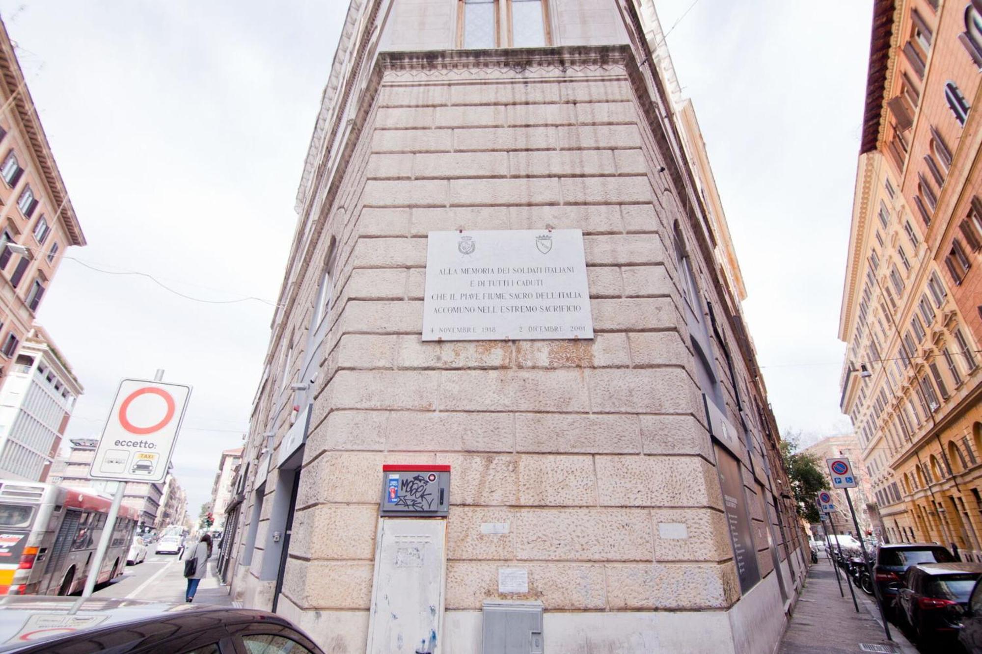 Augusto Valenziani * Rome