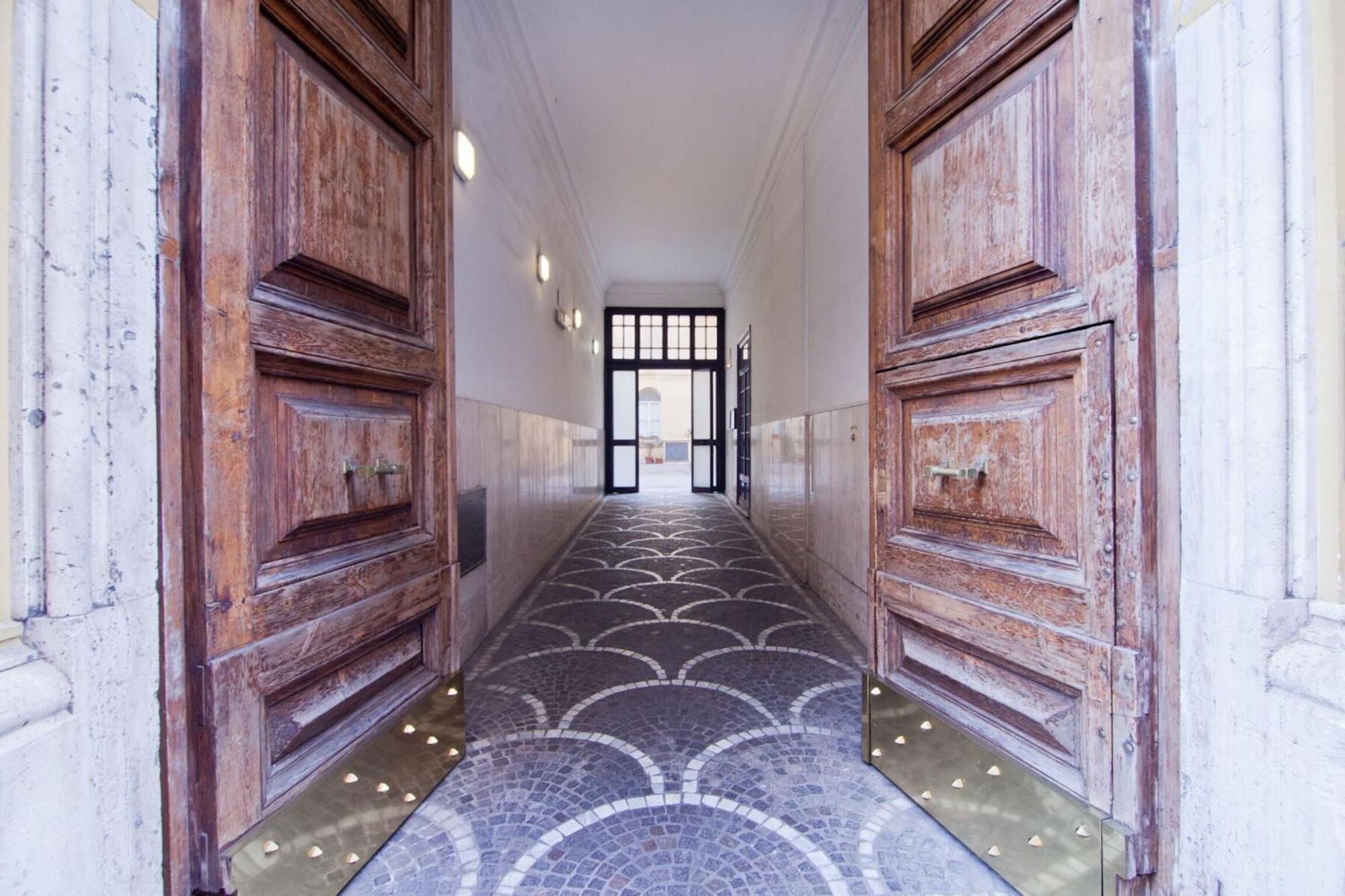 Augusto Valenziani Apartment *