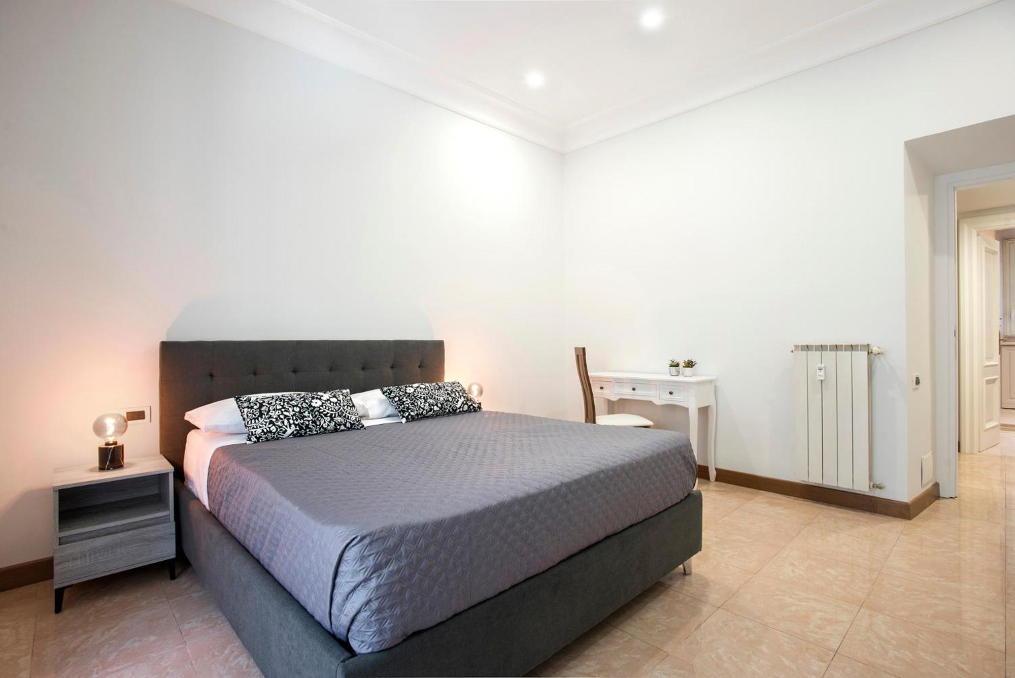 Appartamento Appia Luxe - A Poche Fermate Del Centro