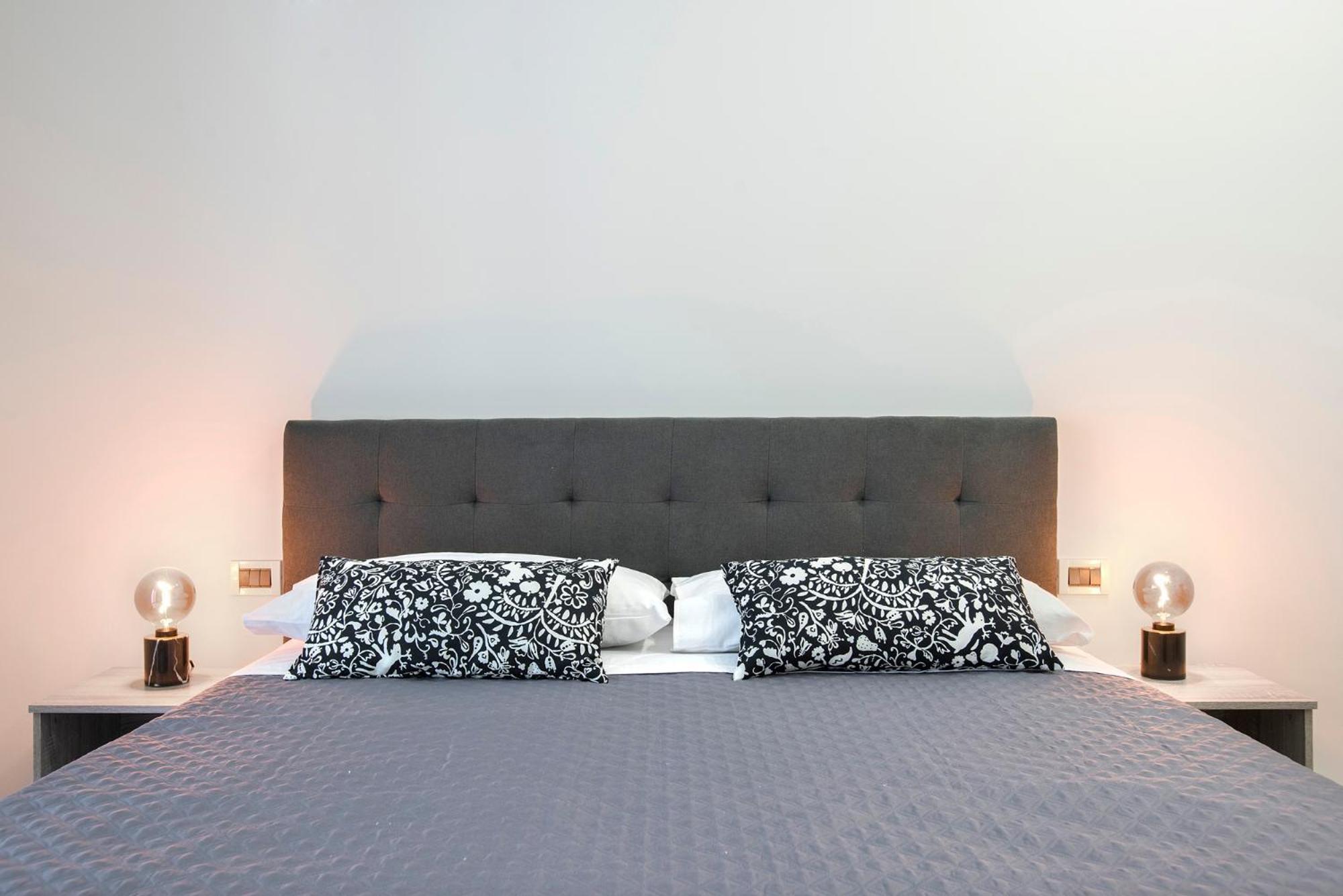 Appia Luxe - A Poche Fermate Del Centro * Roma