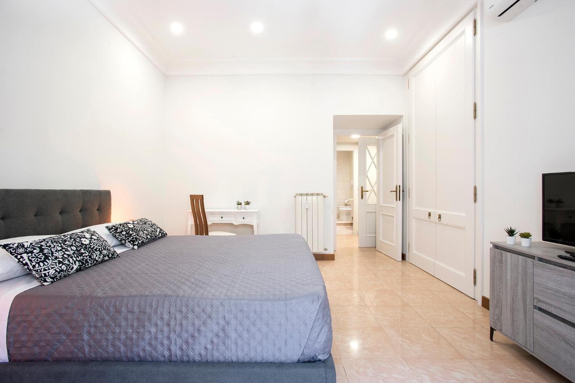 Appartamento Appia Luxe - A Poche Fermate Del Centro Roma