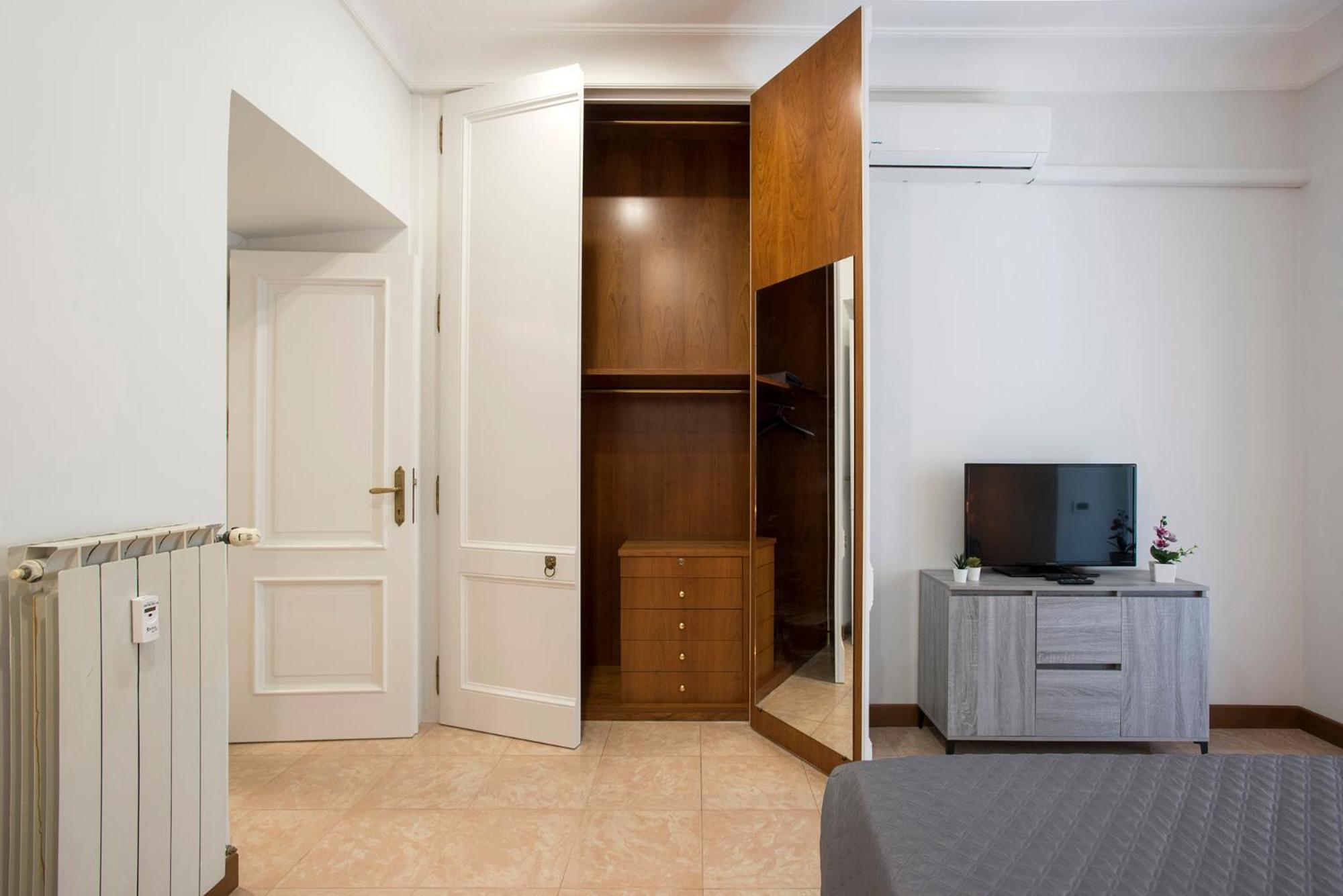 Appartamento Appia Luxe - A Poche Fermate Del Centro Roma
