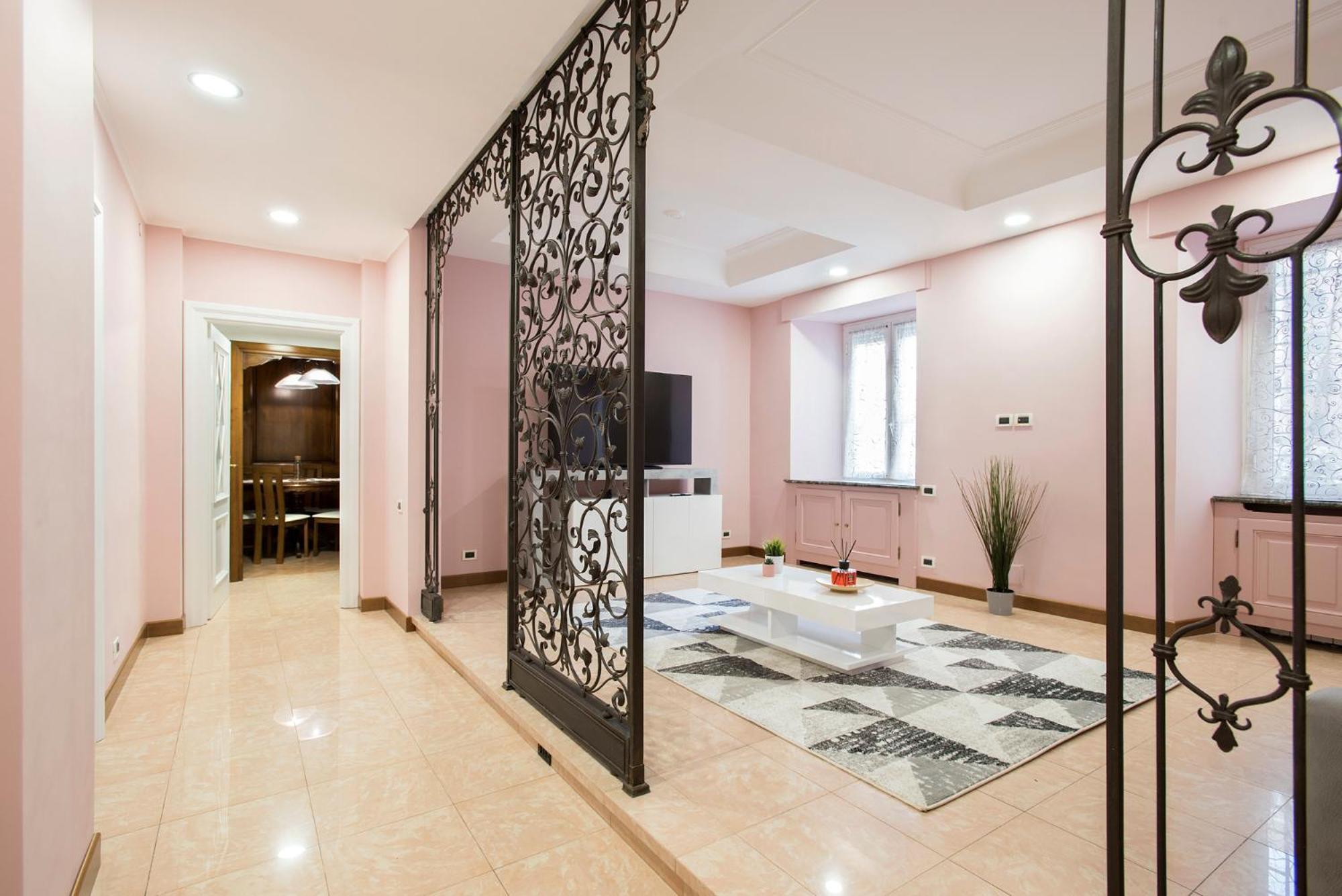 Appartamento Appia Luxe - A Poche Fermate Del Centro