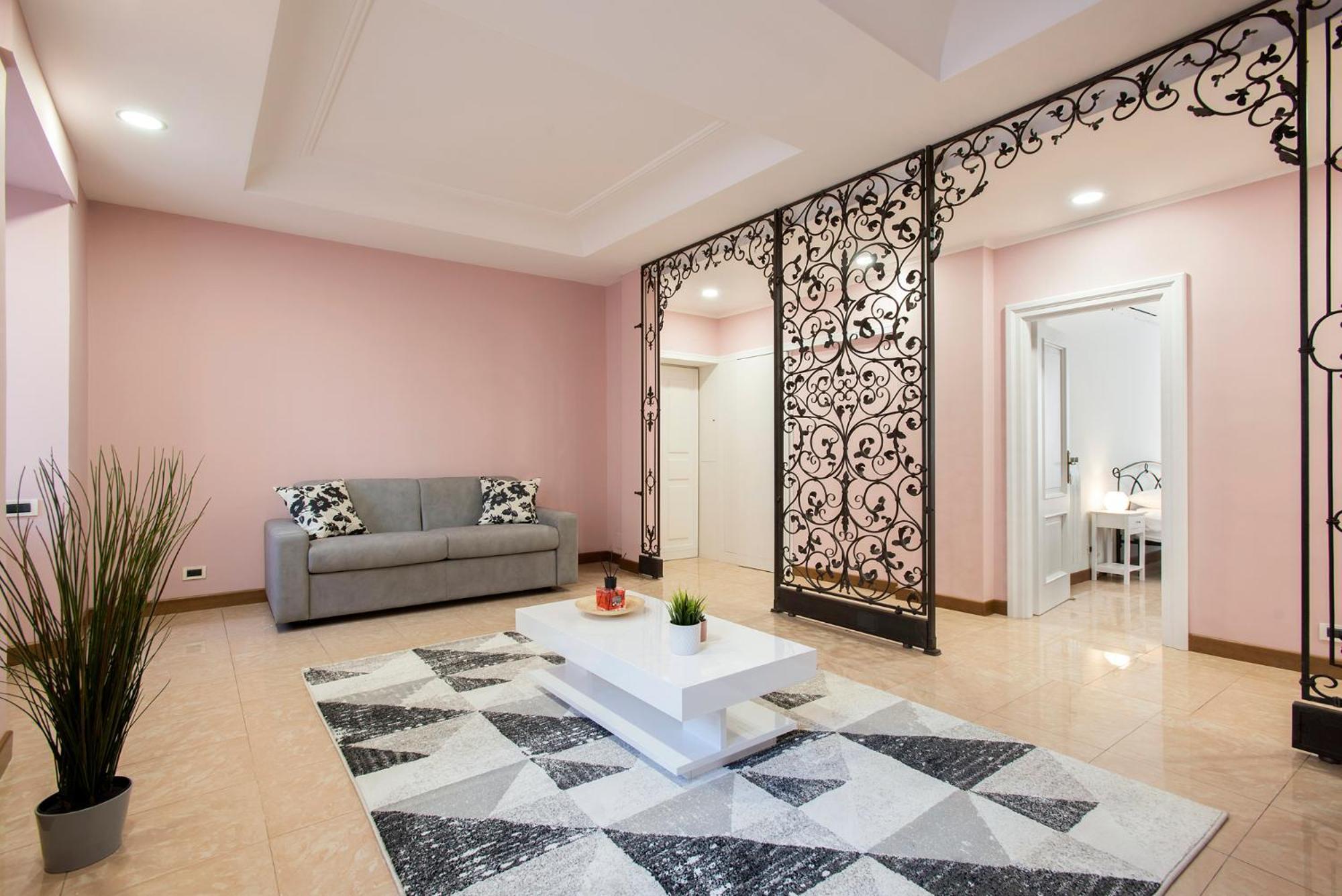 Appia Luxe - A Poche Fermate Del Centro * Roma