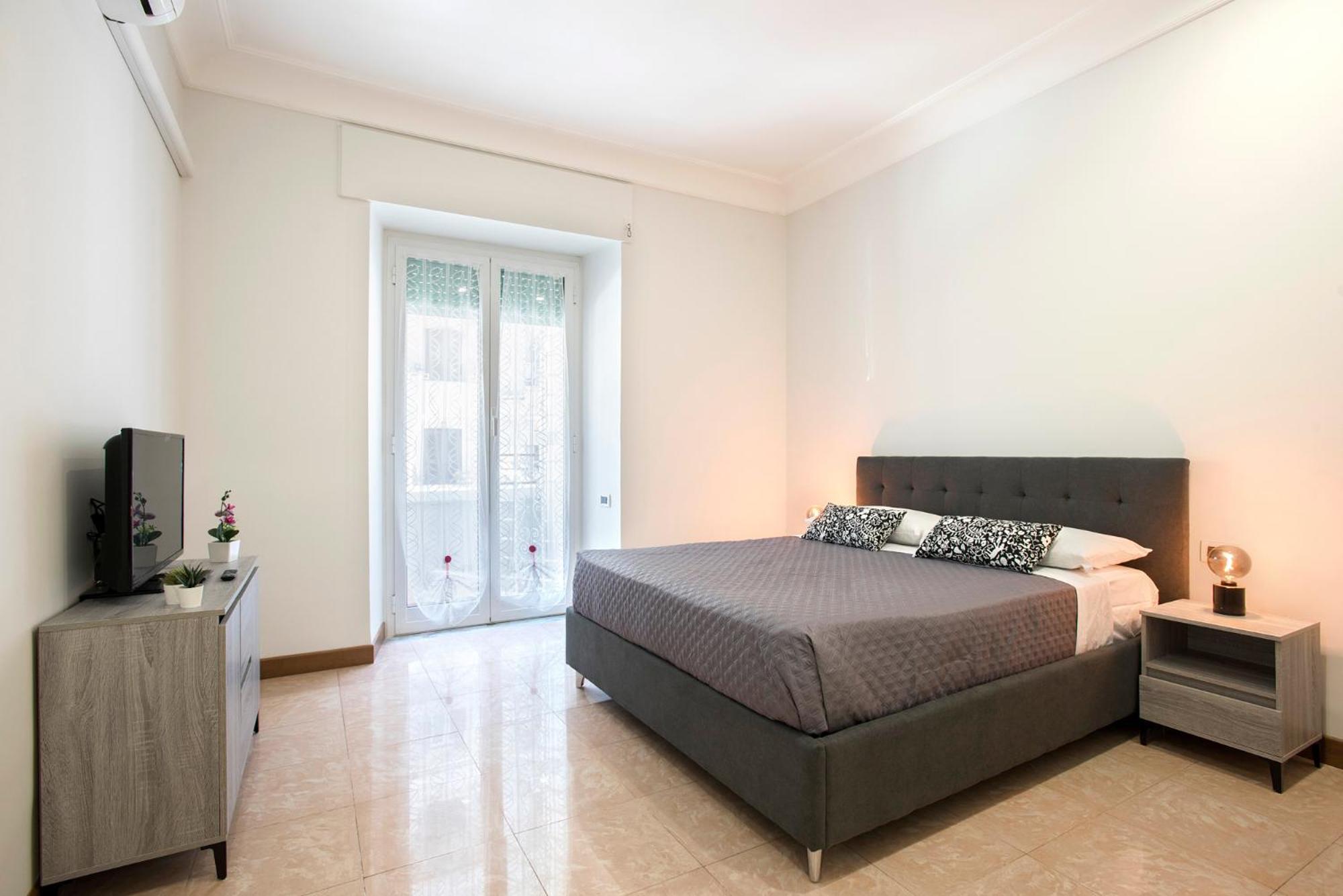 Appia Luxe - A Poche Fermate Del Centro Appartamento *