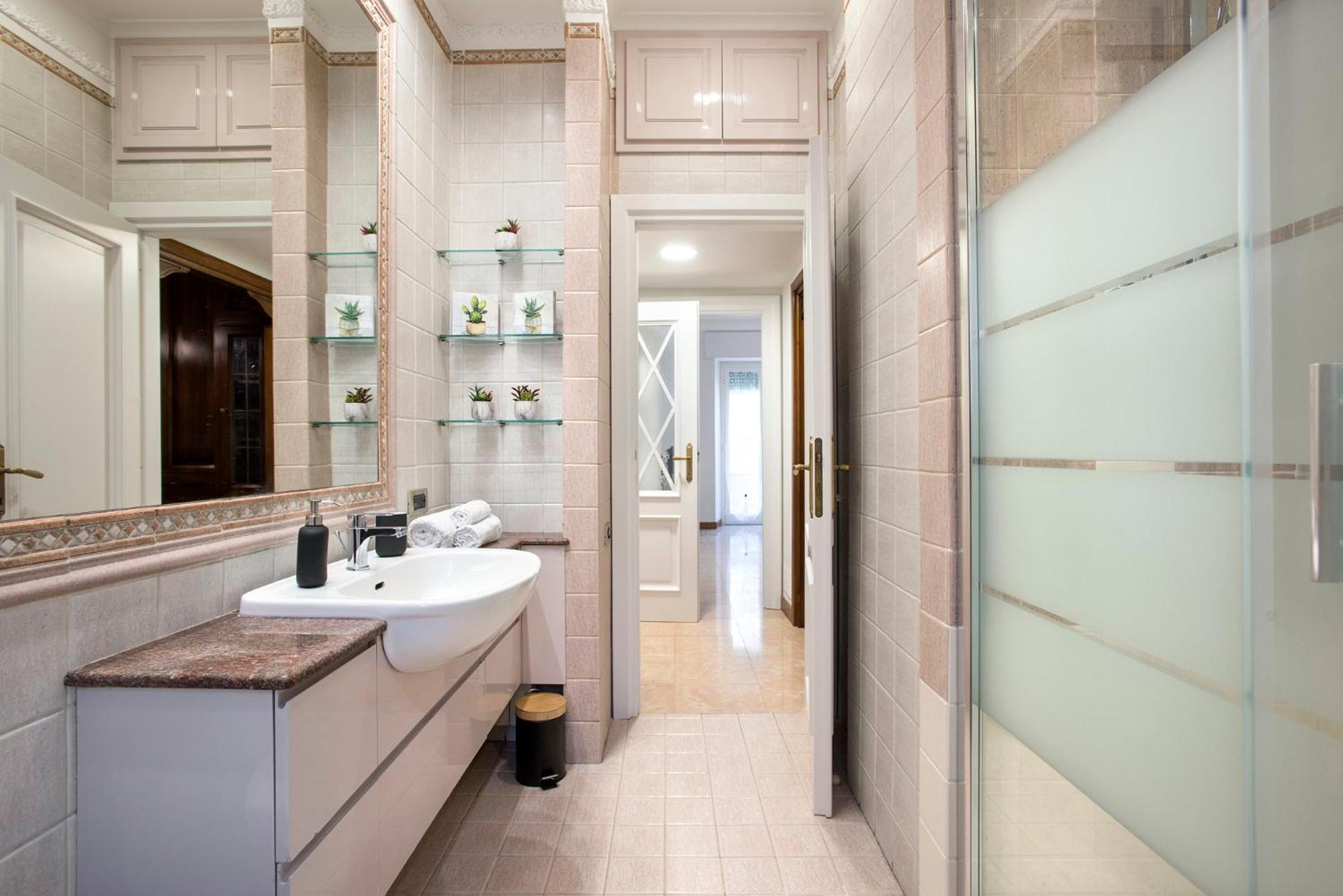 Appia Luxe - A Poche Fermate Del Centro Roma