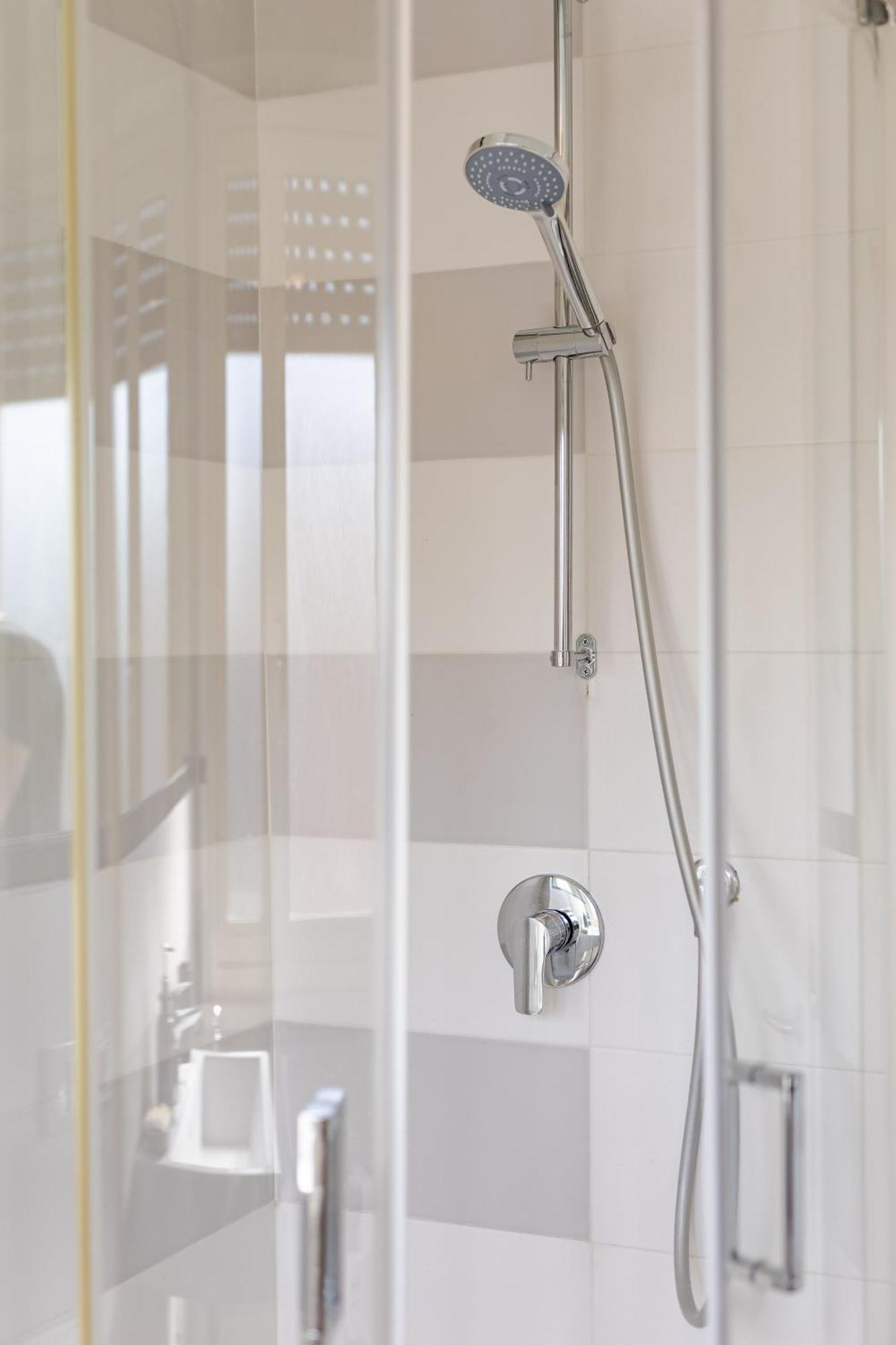 Appartement Style134 50 Meters From Metro A Lucio Sestio Station