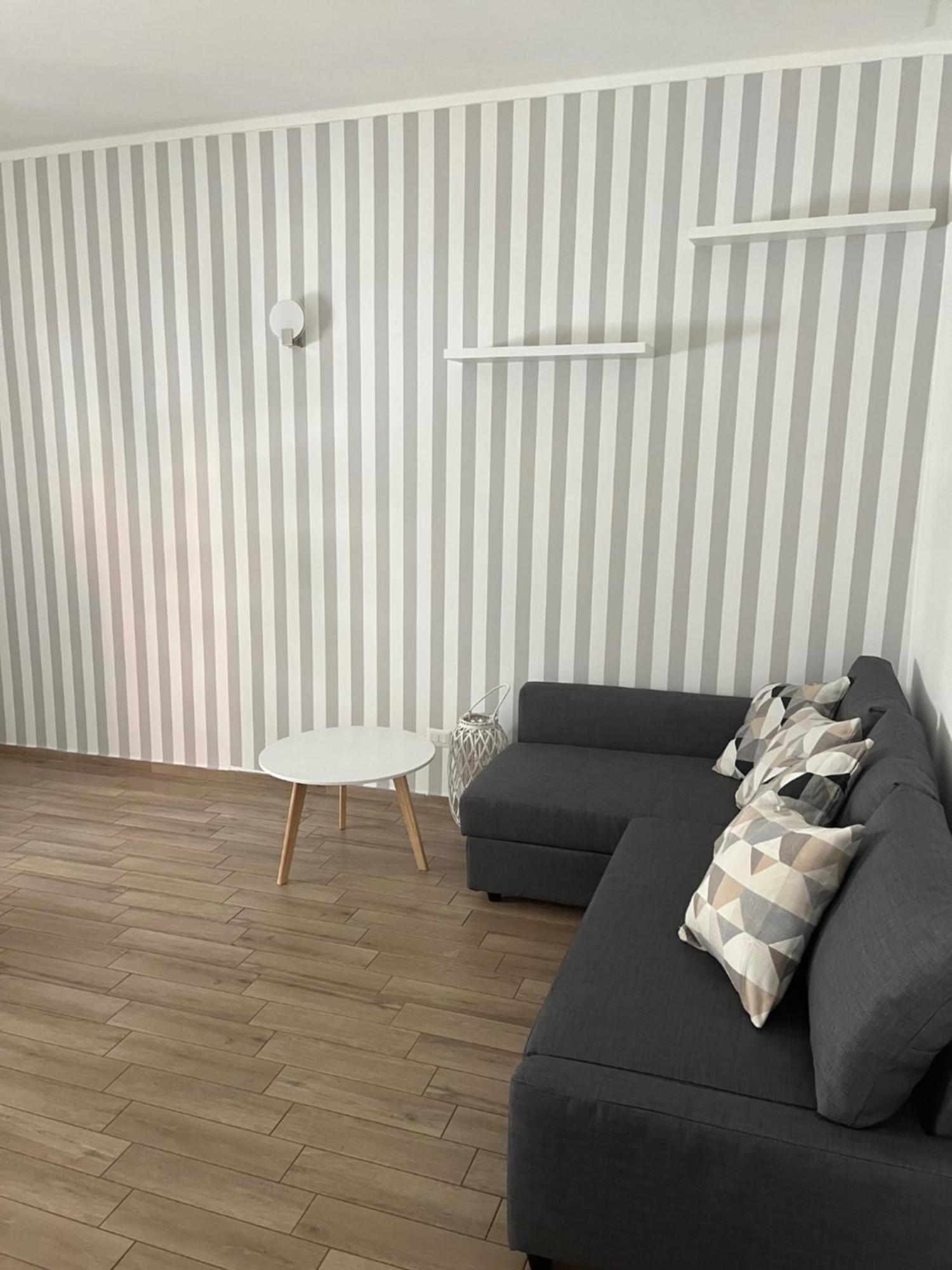 Loverhome 10 Rome