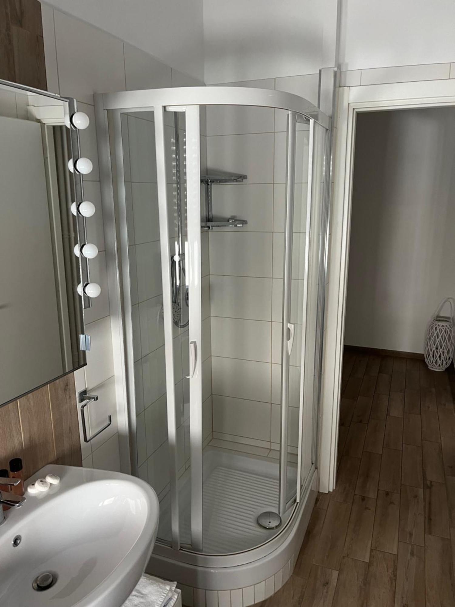 Appartement Loverhome 10 *